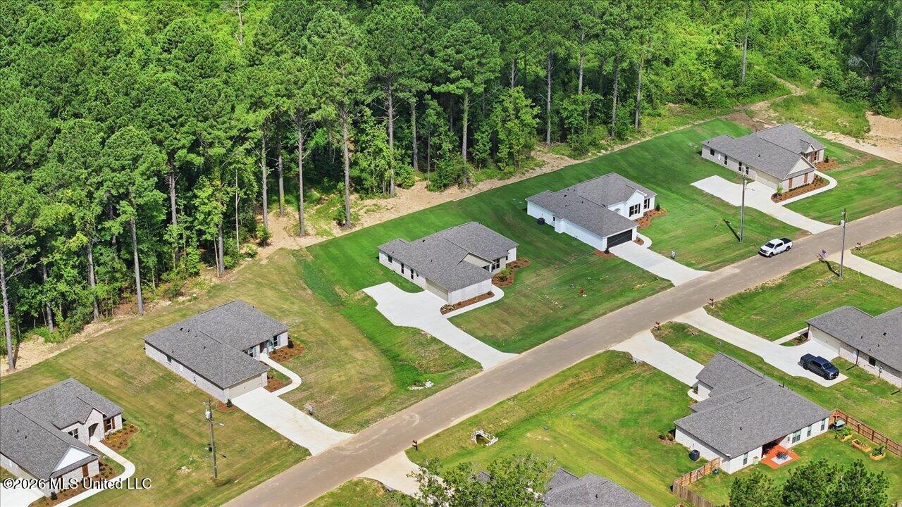 220 New Haven Lane Property Photo 49