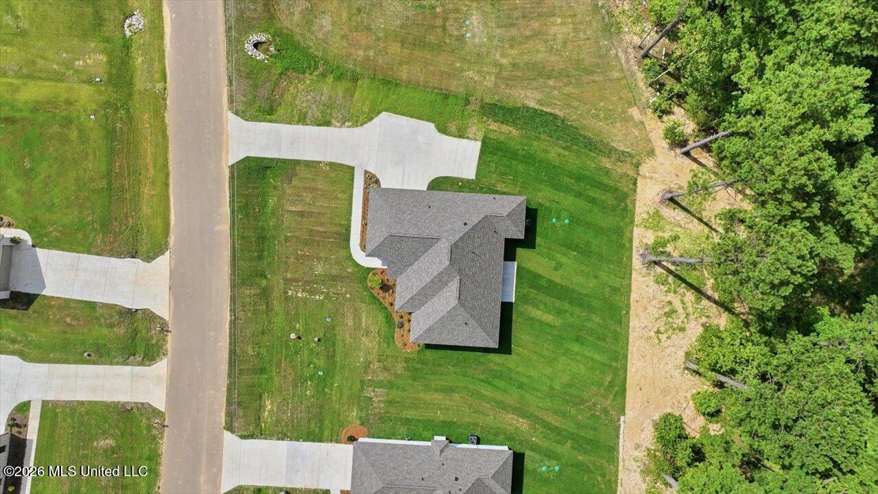 220 New Haven Lane Property Photo 53