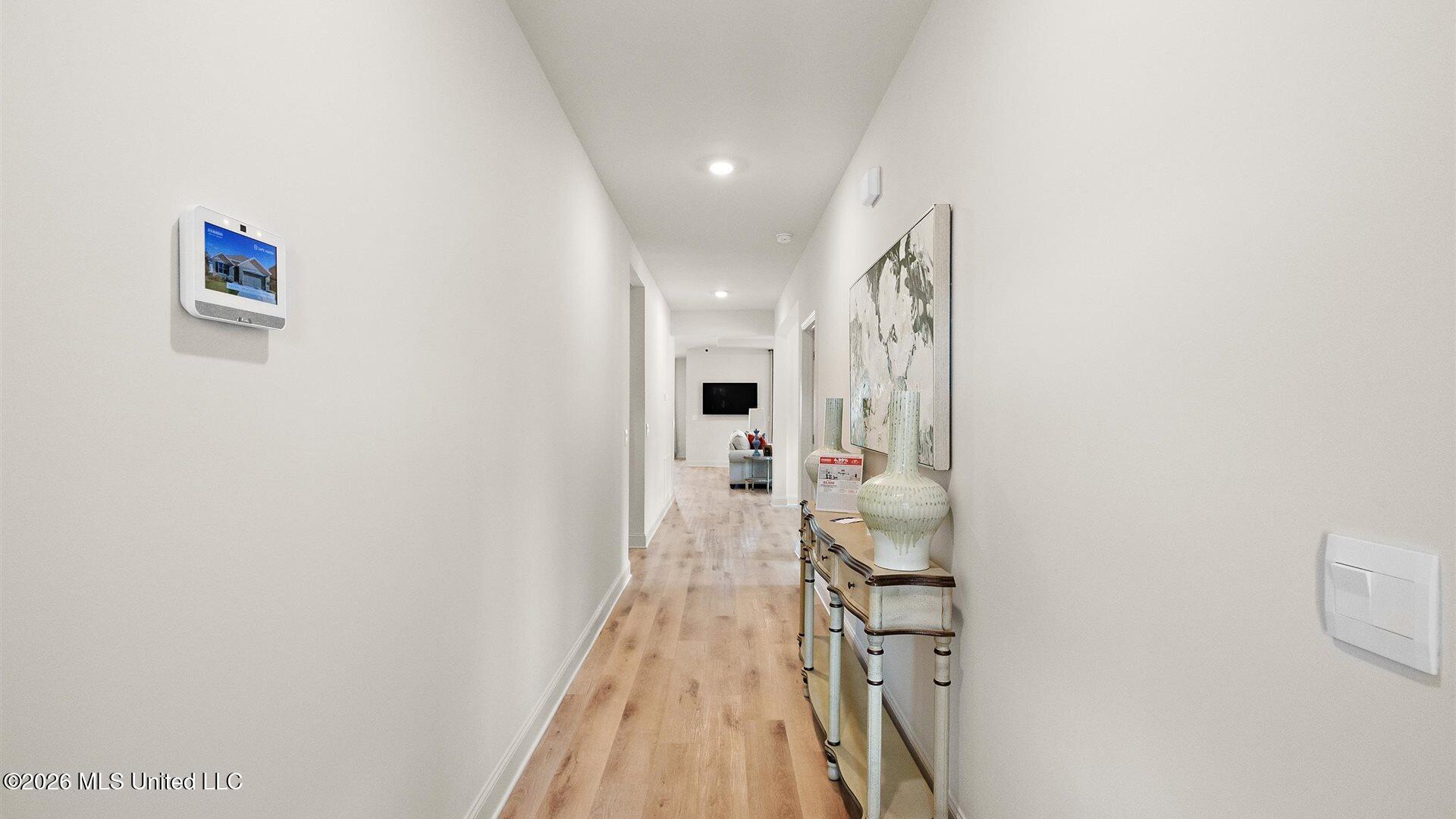 100 Kentucky Way Property Photo 8