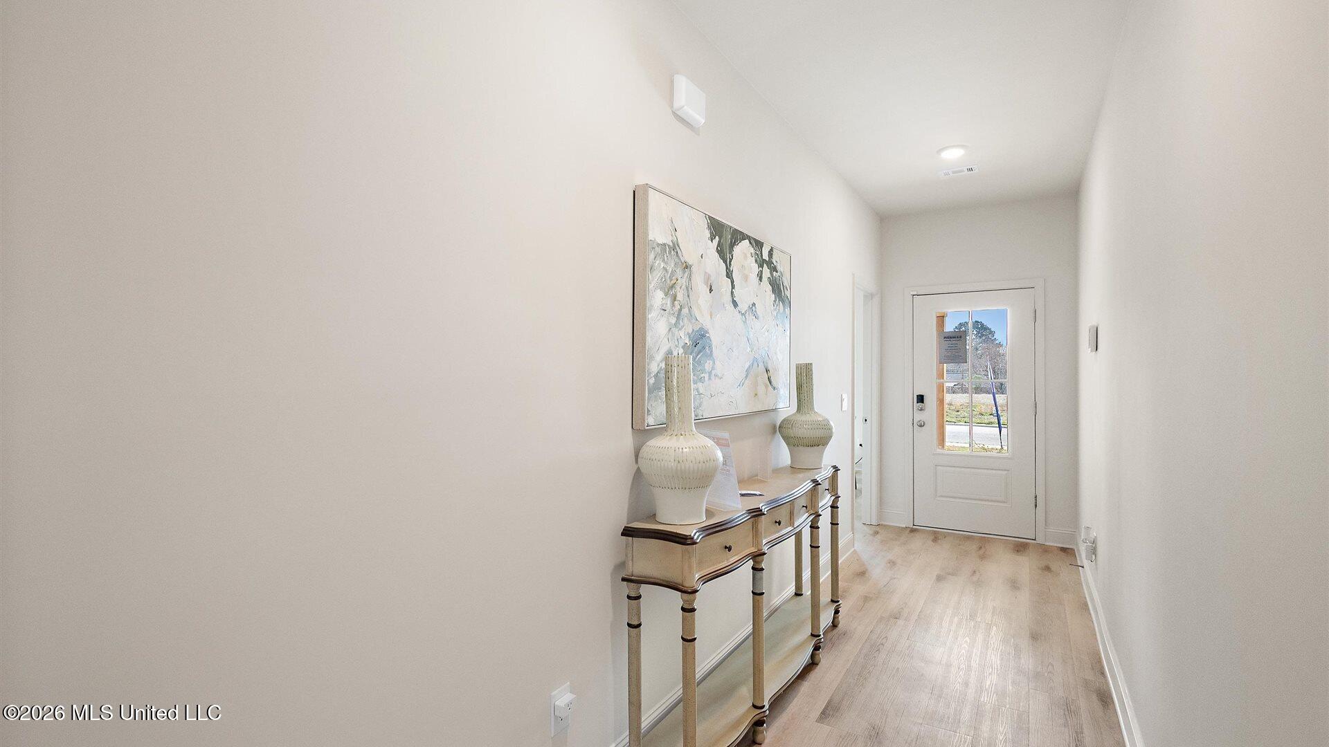 100 Kentucky Way Property Photo 9