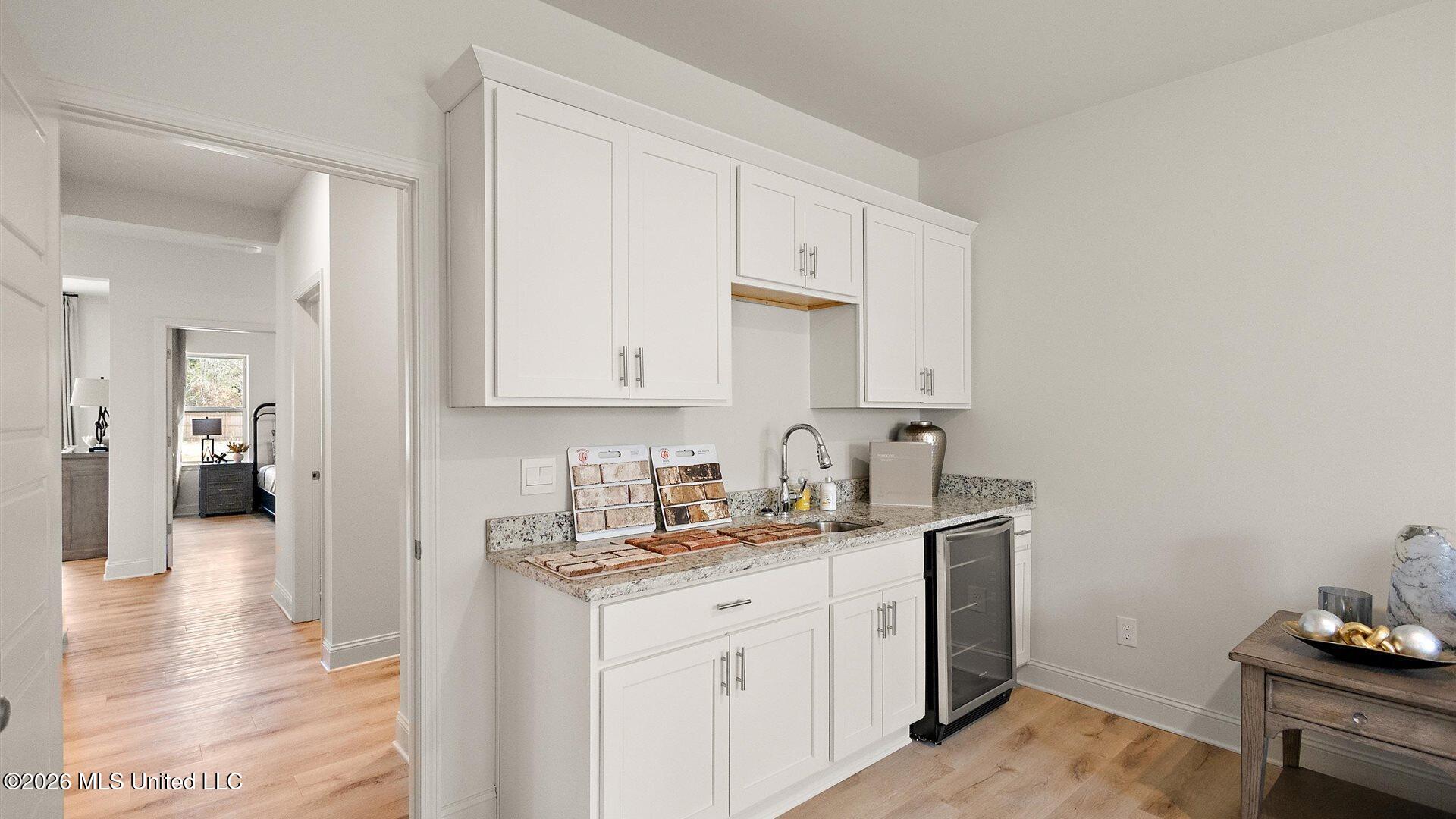 100 Kentucky Way Property Photo 29