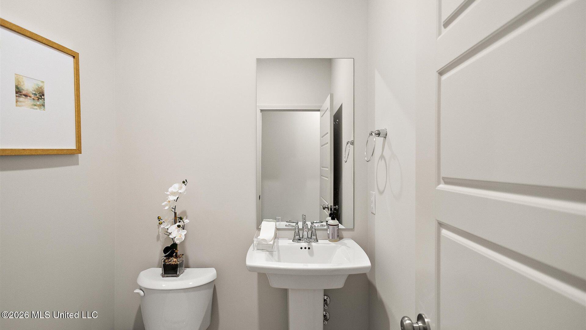 100 Kentucky Way Property Photo 37