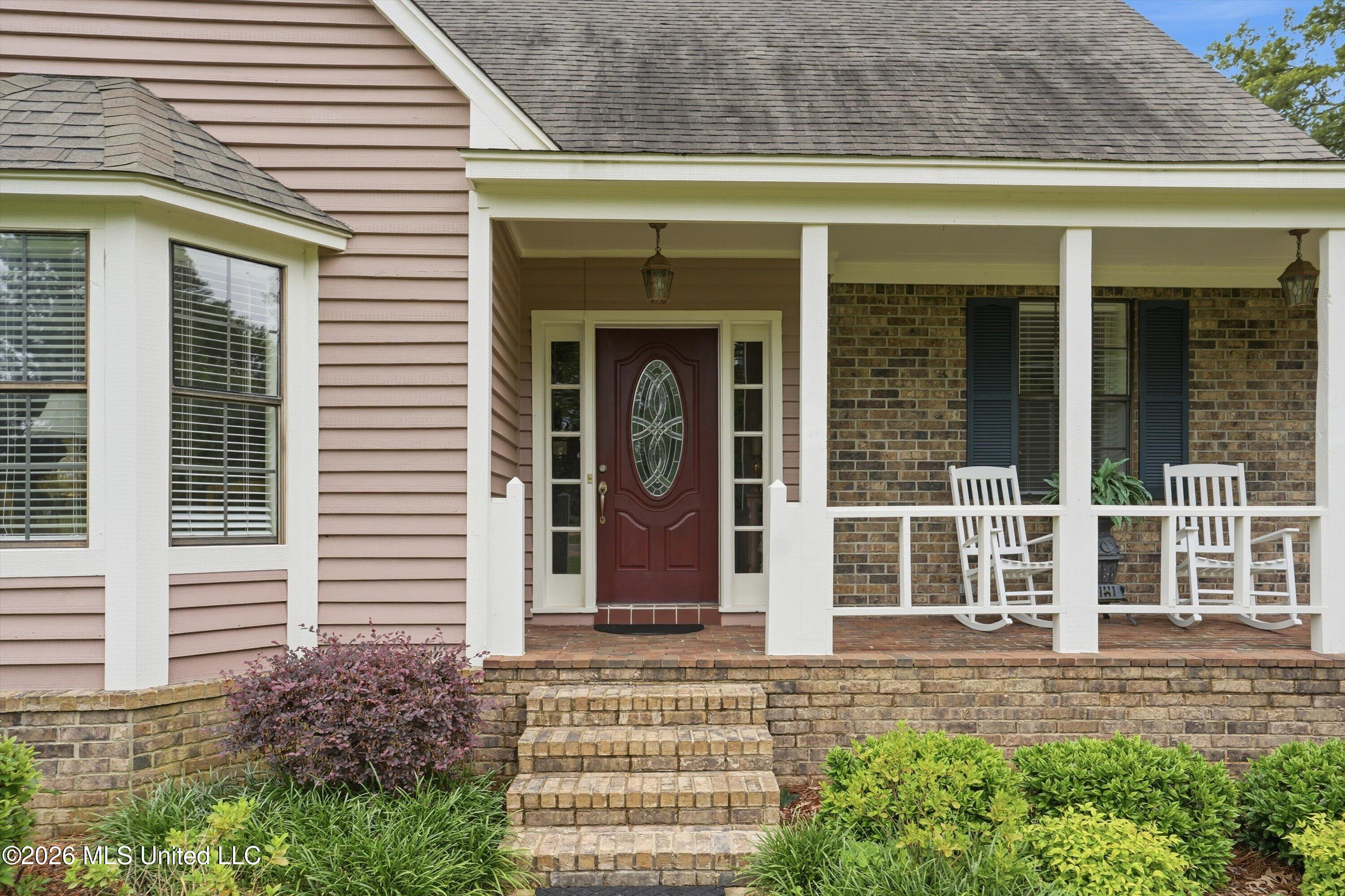 110 Shady Oaks Circle Property Photo 3