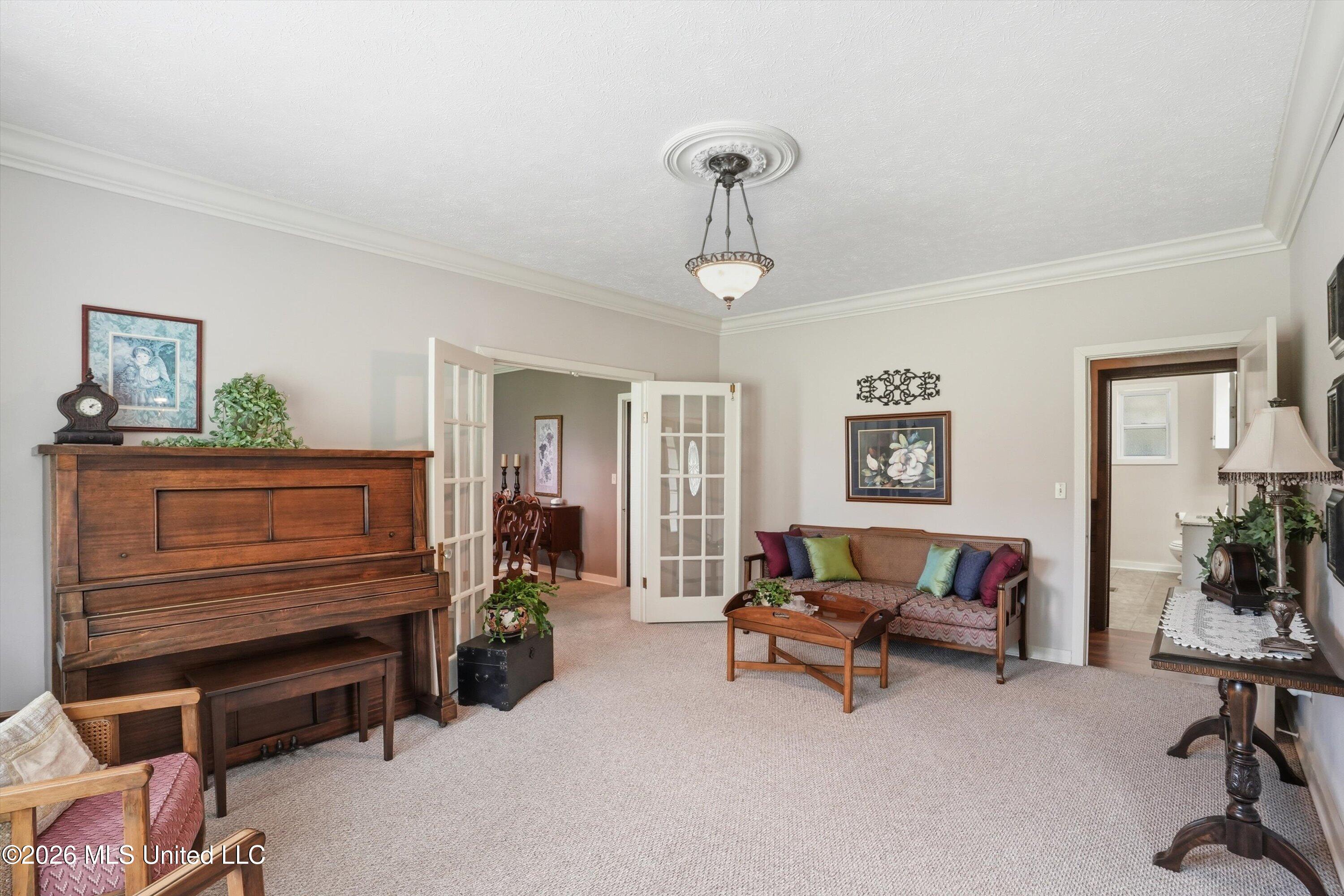 110 Shady Oaks Circle Property Photo 6