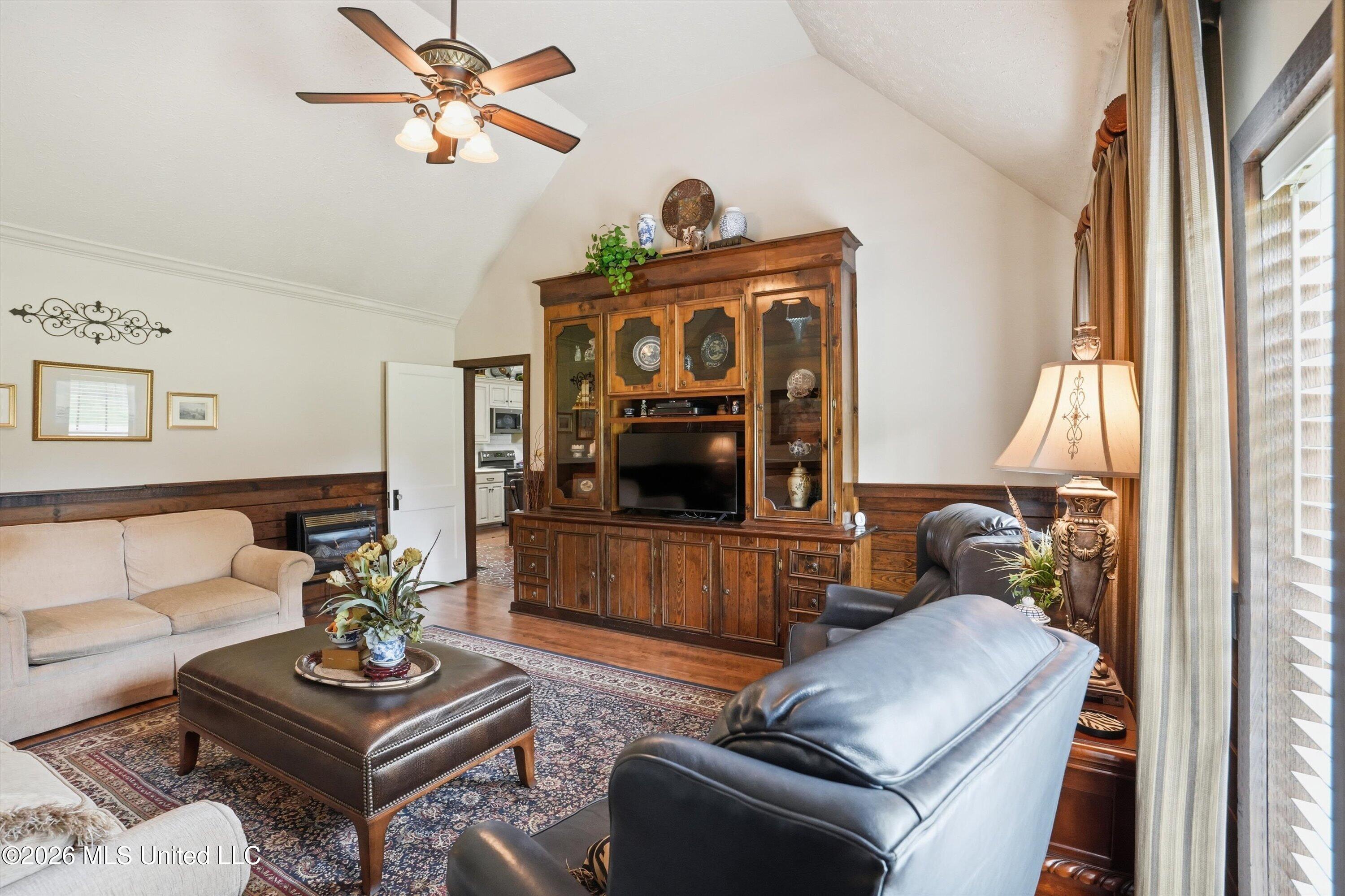 110 Shady Oaks Circle Property Photo 18