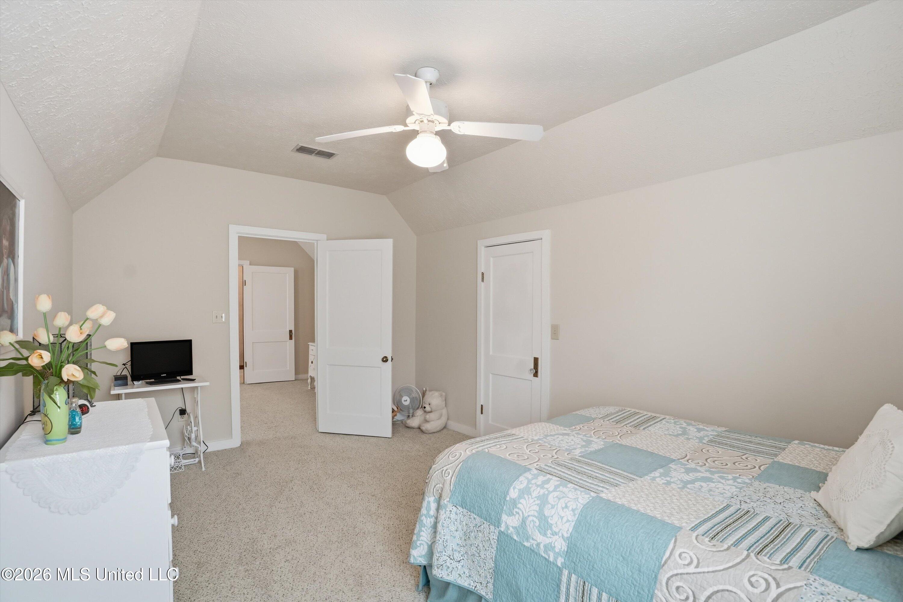 110 Shady Oaks Circle Property Photo 29