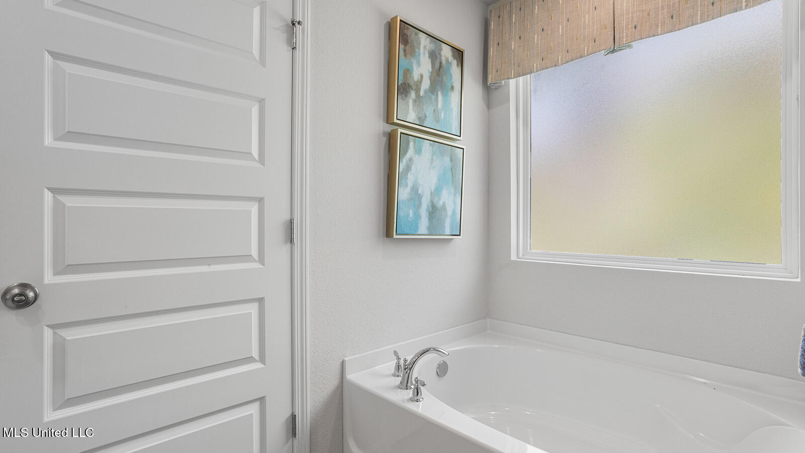 9364 Reserve Boulevard Property Photo 26