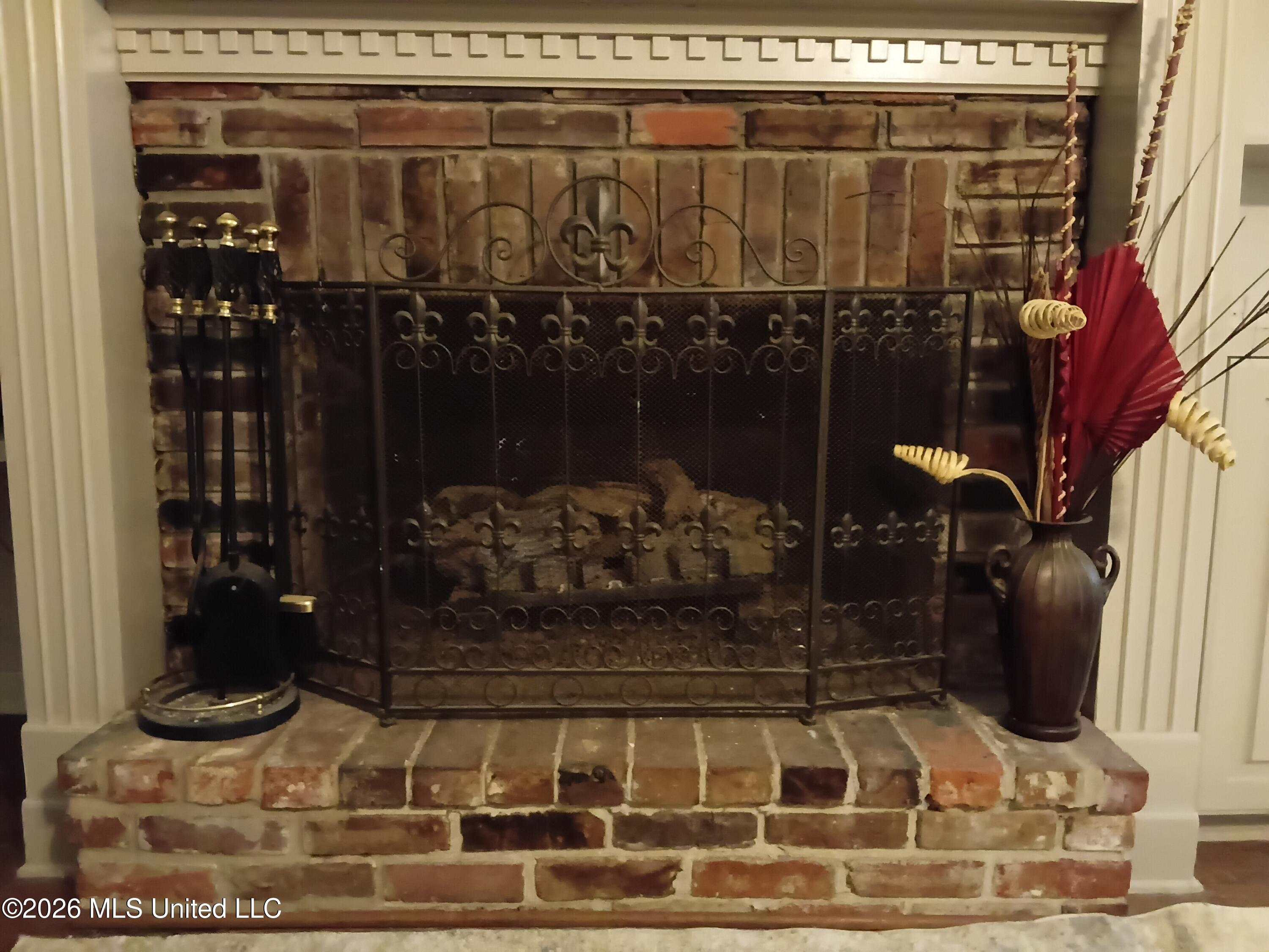 607 E Percy Street Property Photo 14