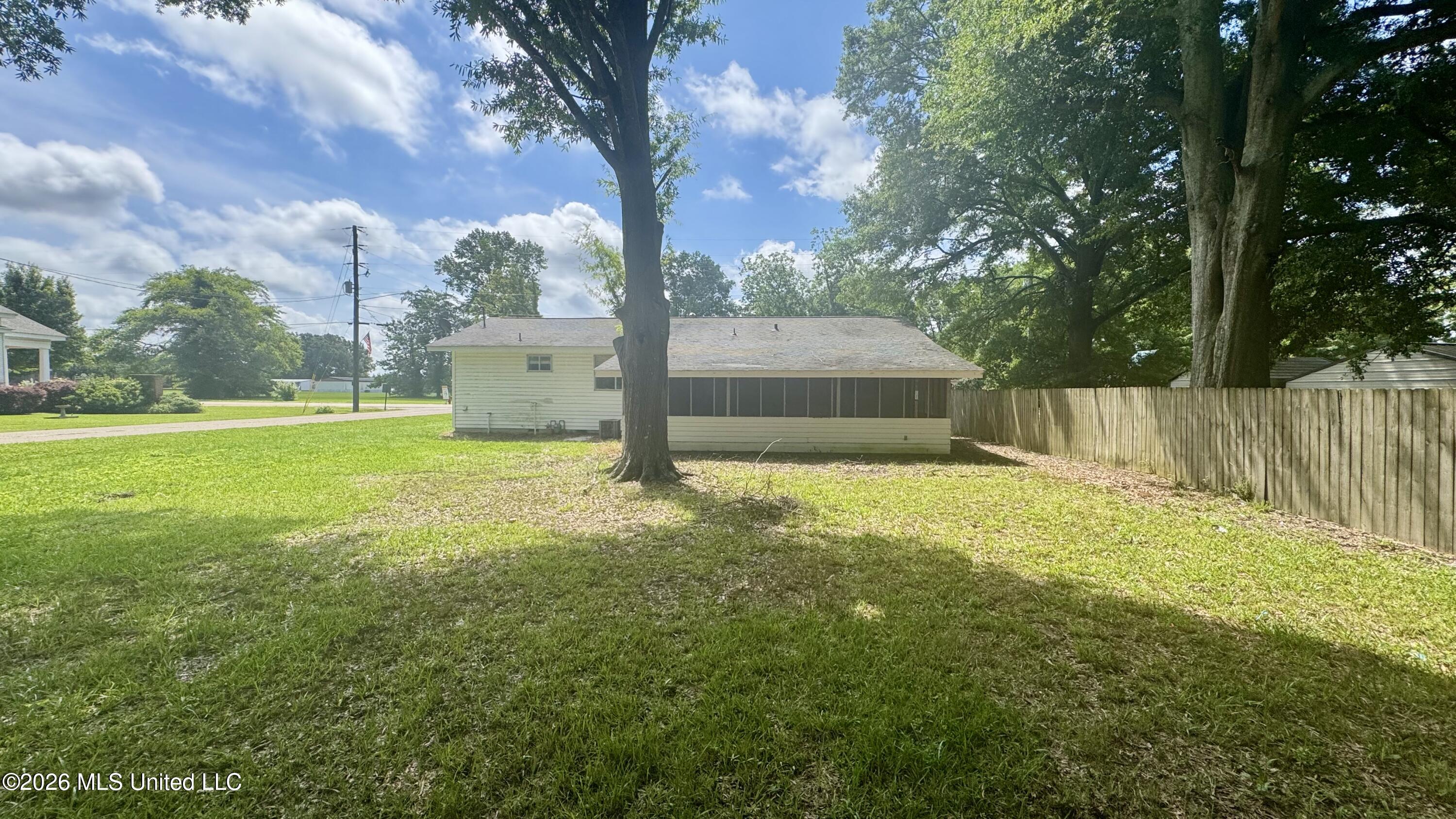 107 Spruce Street Property Photo 10