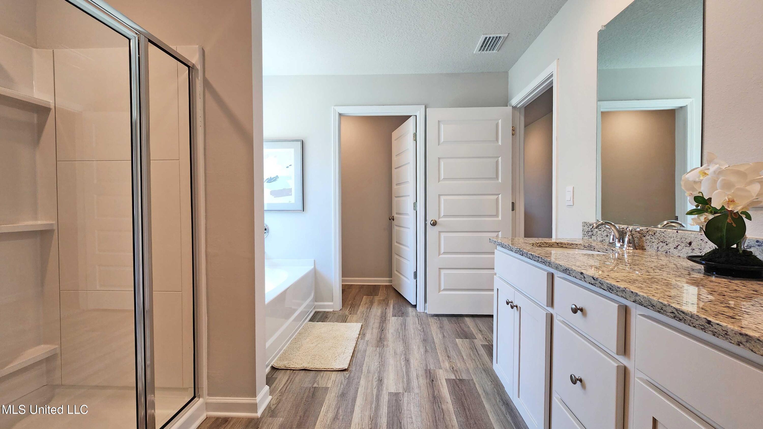 9358 Reserve Boulevard Property Photo 18