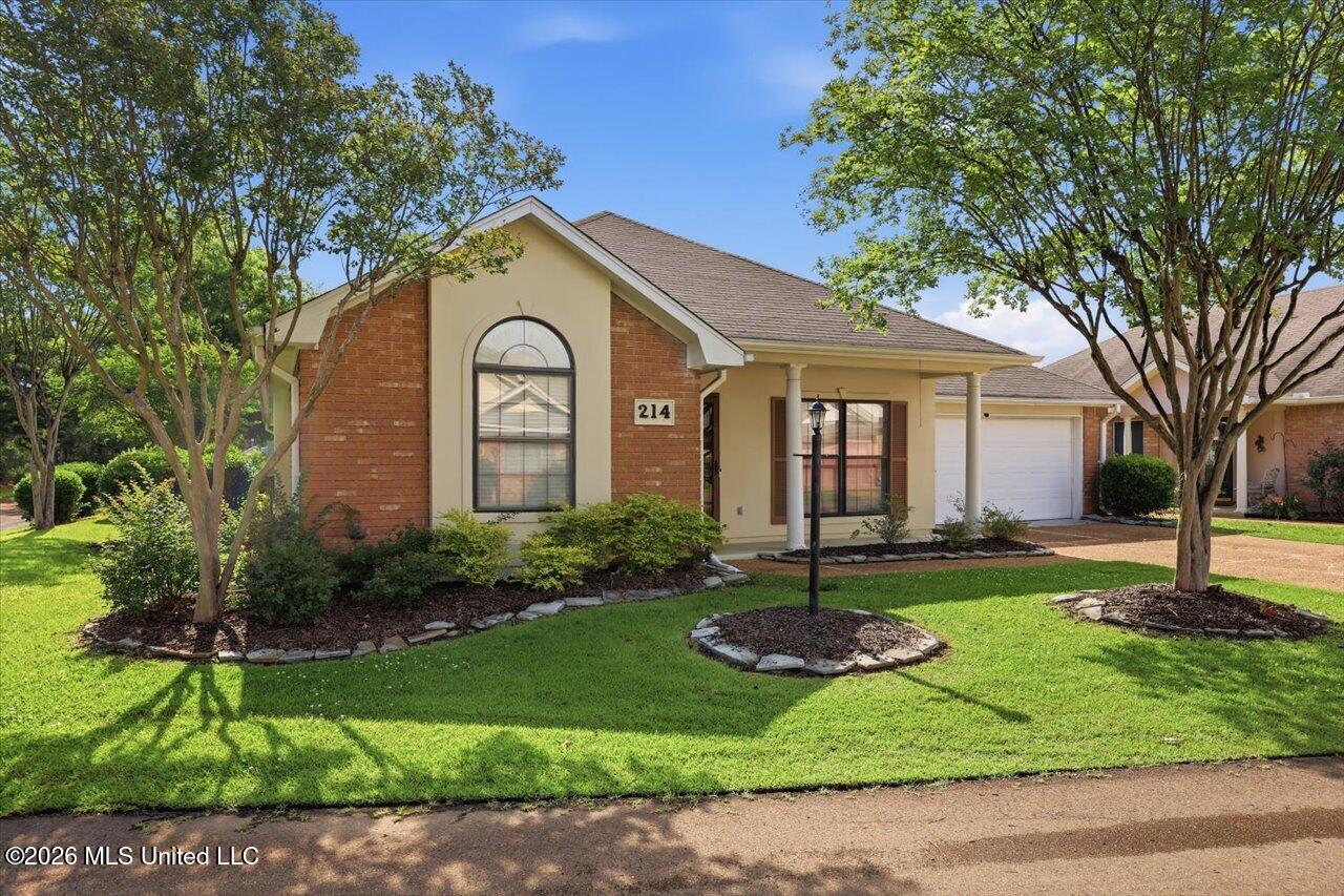 214 Waterfall Way Property Photo 2