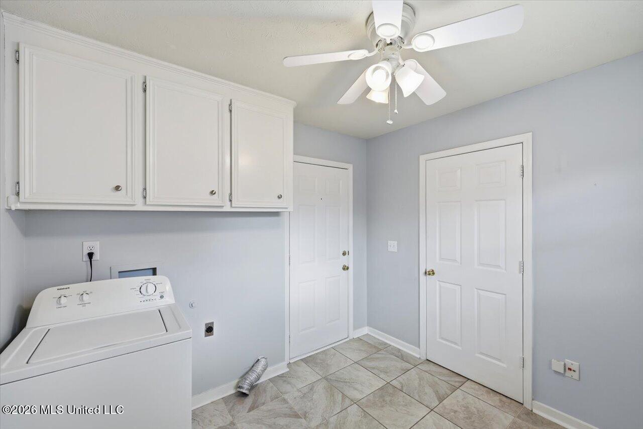 214 Waterfall Way Property Photo 15