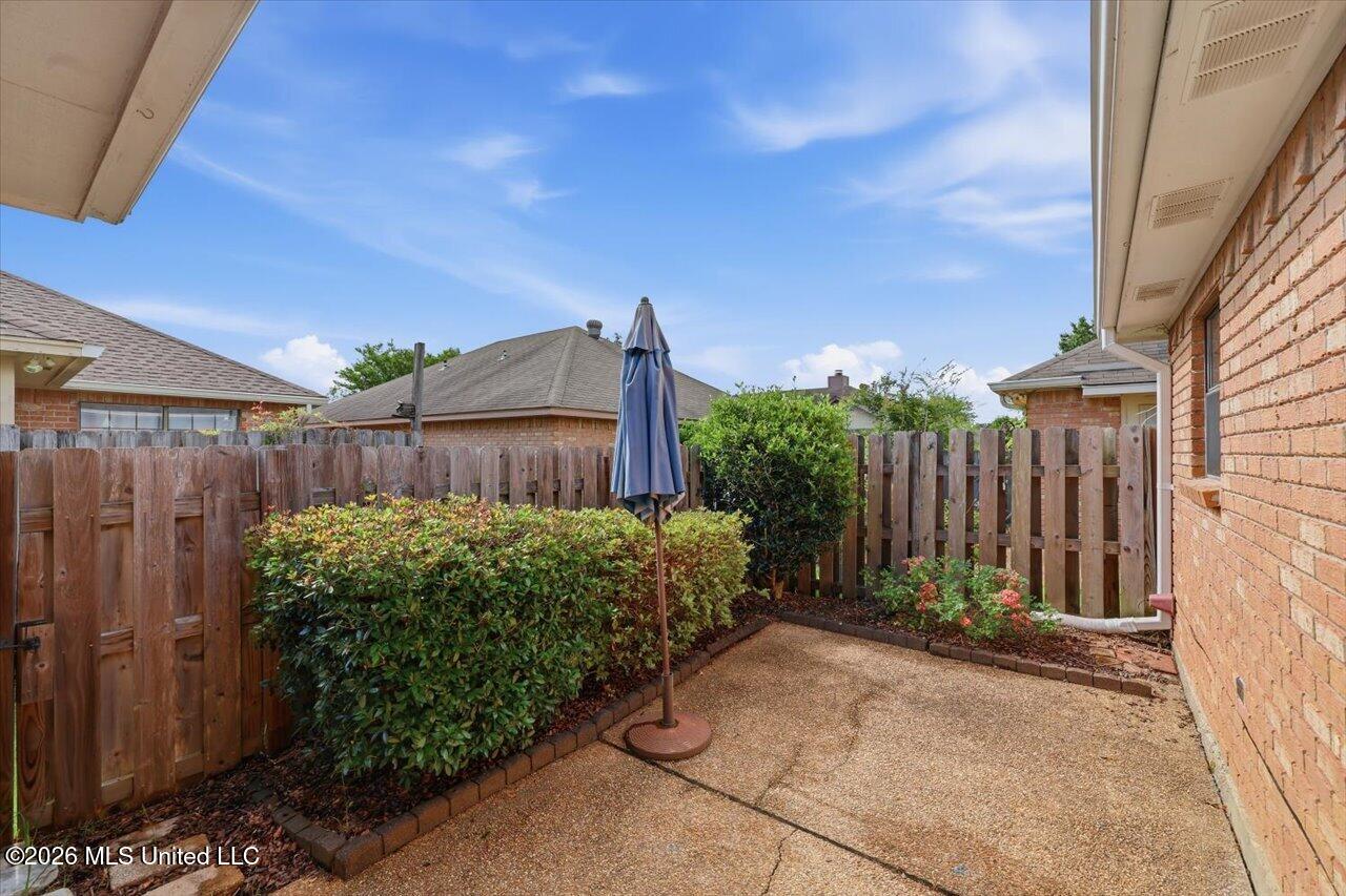 214 Waterfall Way Property Photo 25