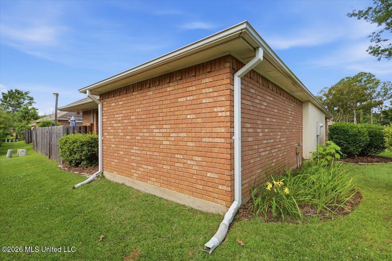 214 Waterfall Way Property Photo 27