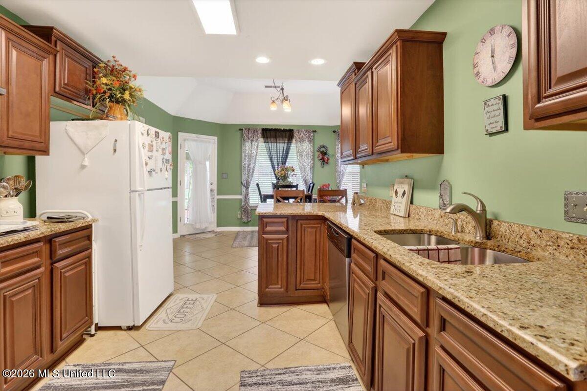 4655 Wealthy Cove Property Photo 19