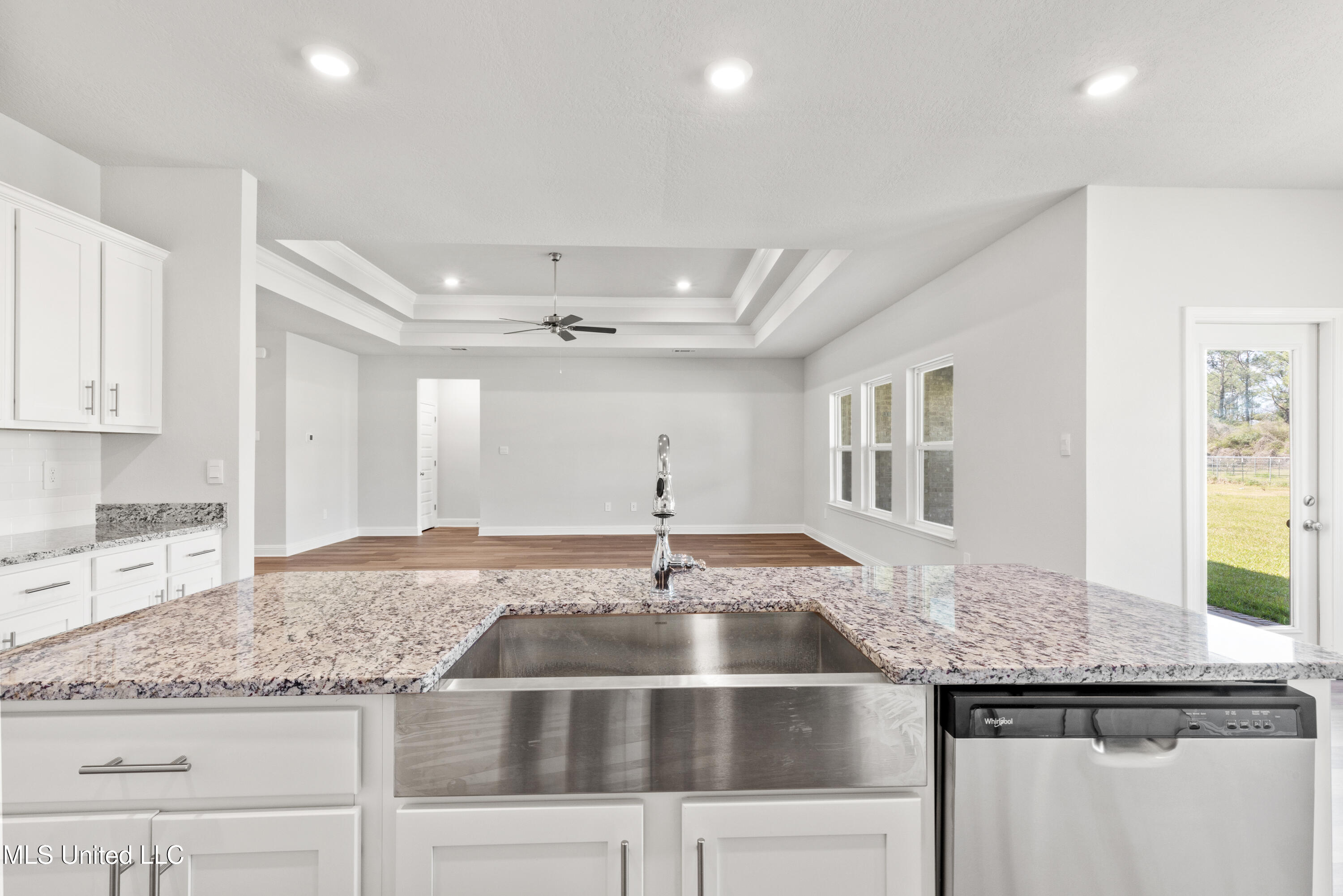 16198 Blue Ridge Drive Property Photo 10