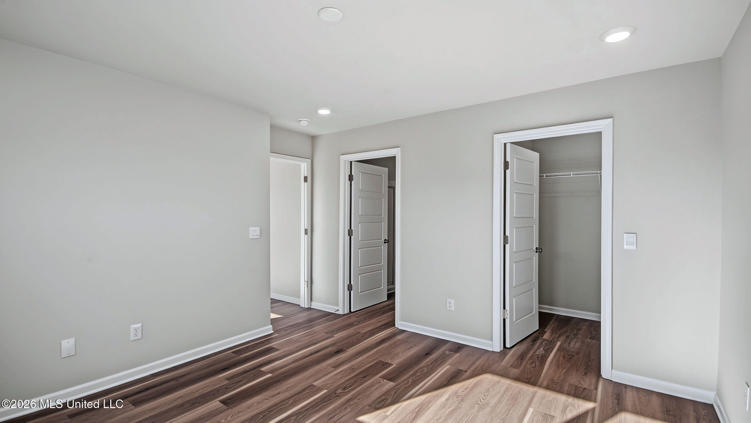 108 Parkwood Court Property Photo 6