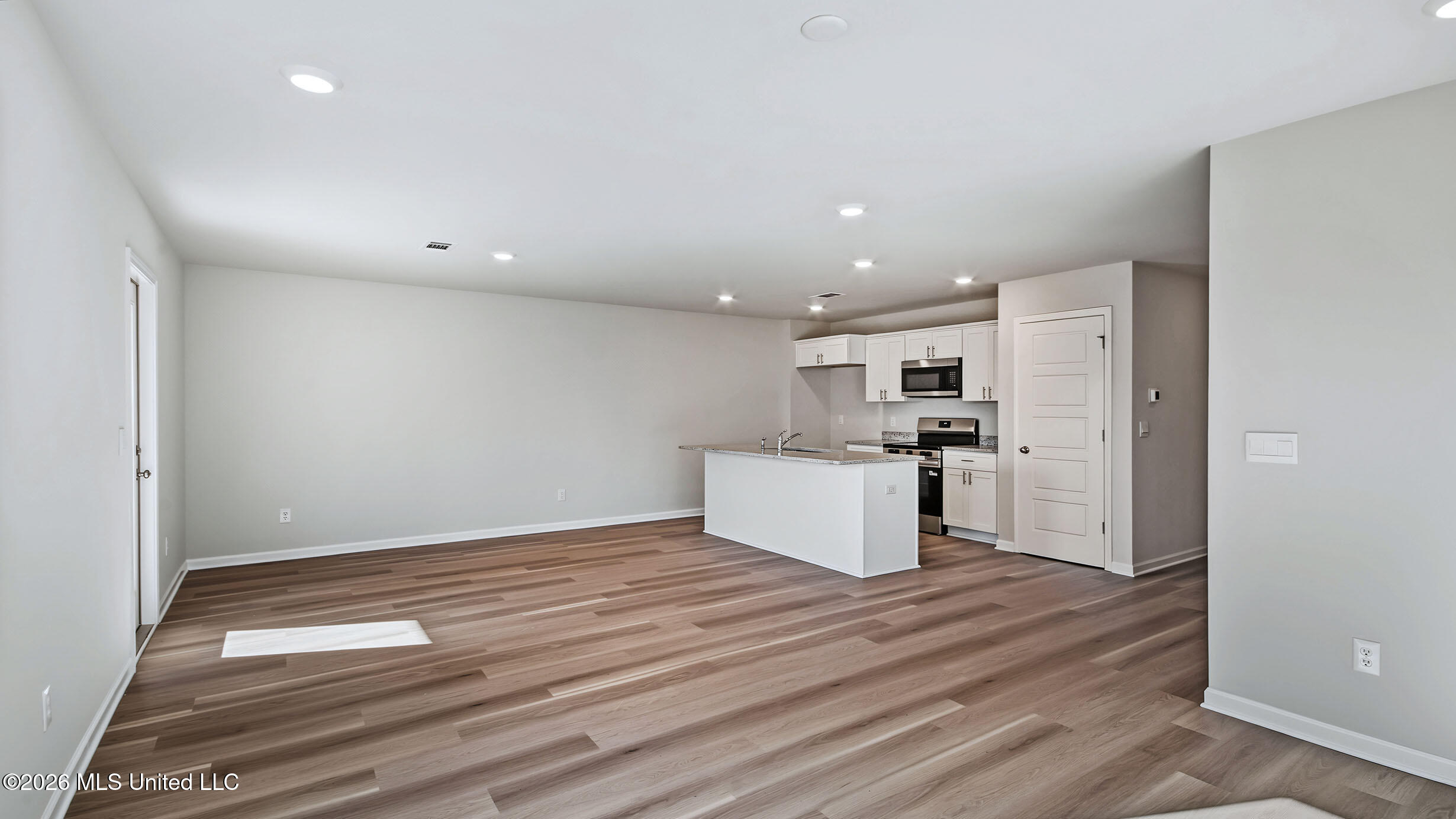 108 Parkwood Court Property Photo 10