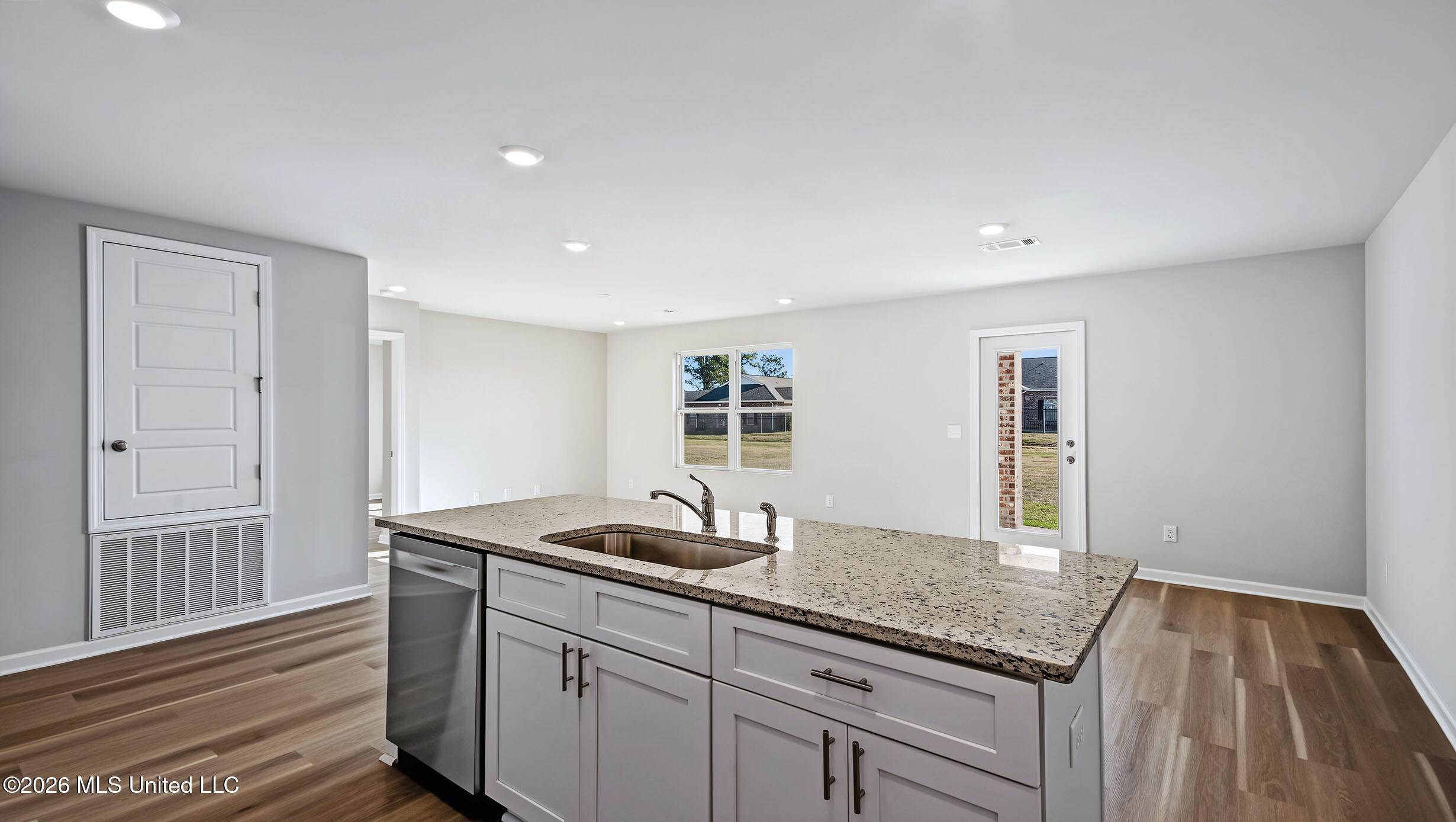 108 Parkwood Court Property Photo 13