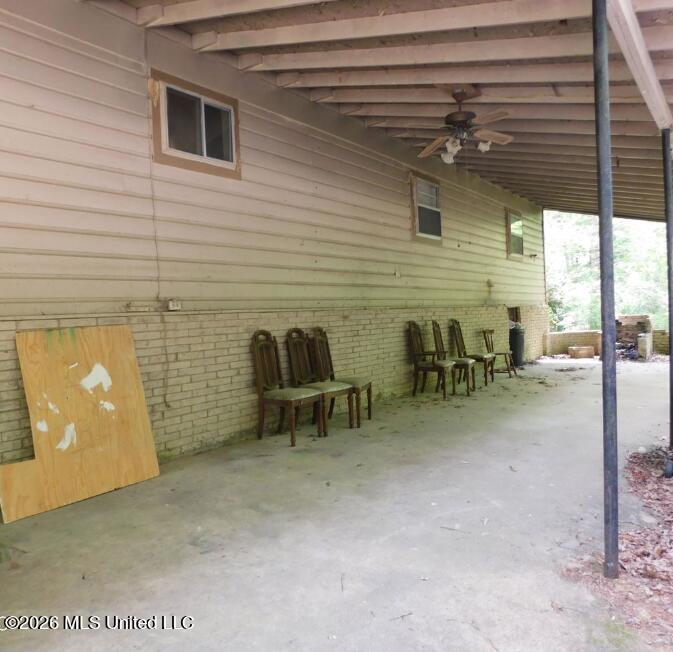 175 Chatham Drive Property Photo 2