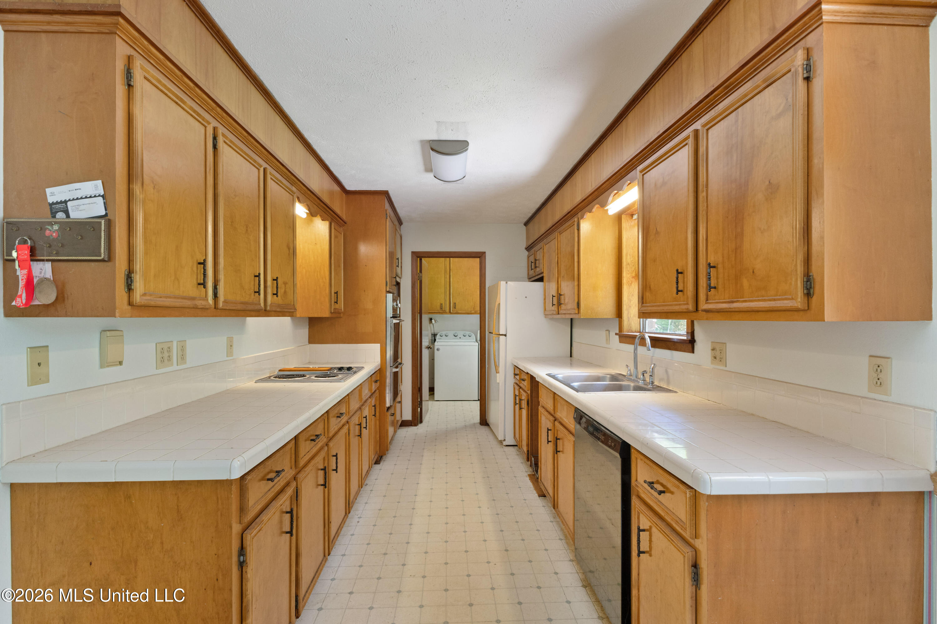 1034 Hope Drive Property Photo 13