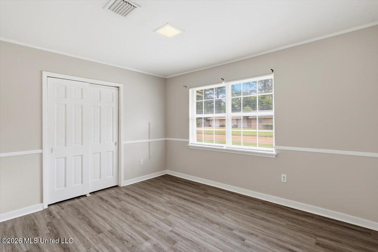 5137 Meadow Oaks Park Drive Property Photo 33
