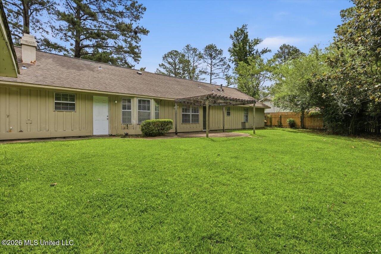 5137 Meadow Oaks Park Drive Property Photo 37