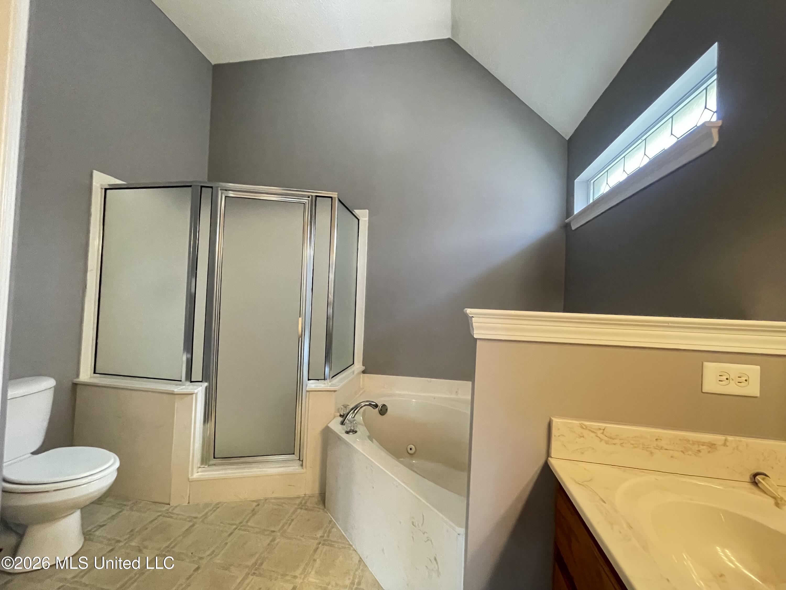 3815 Conrail Circle Property Photo 7