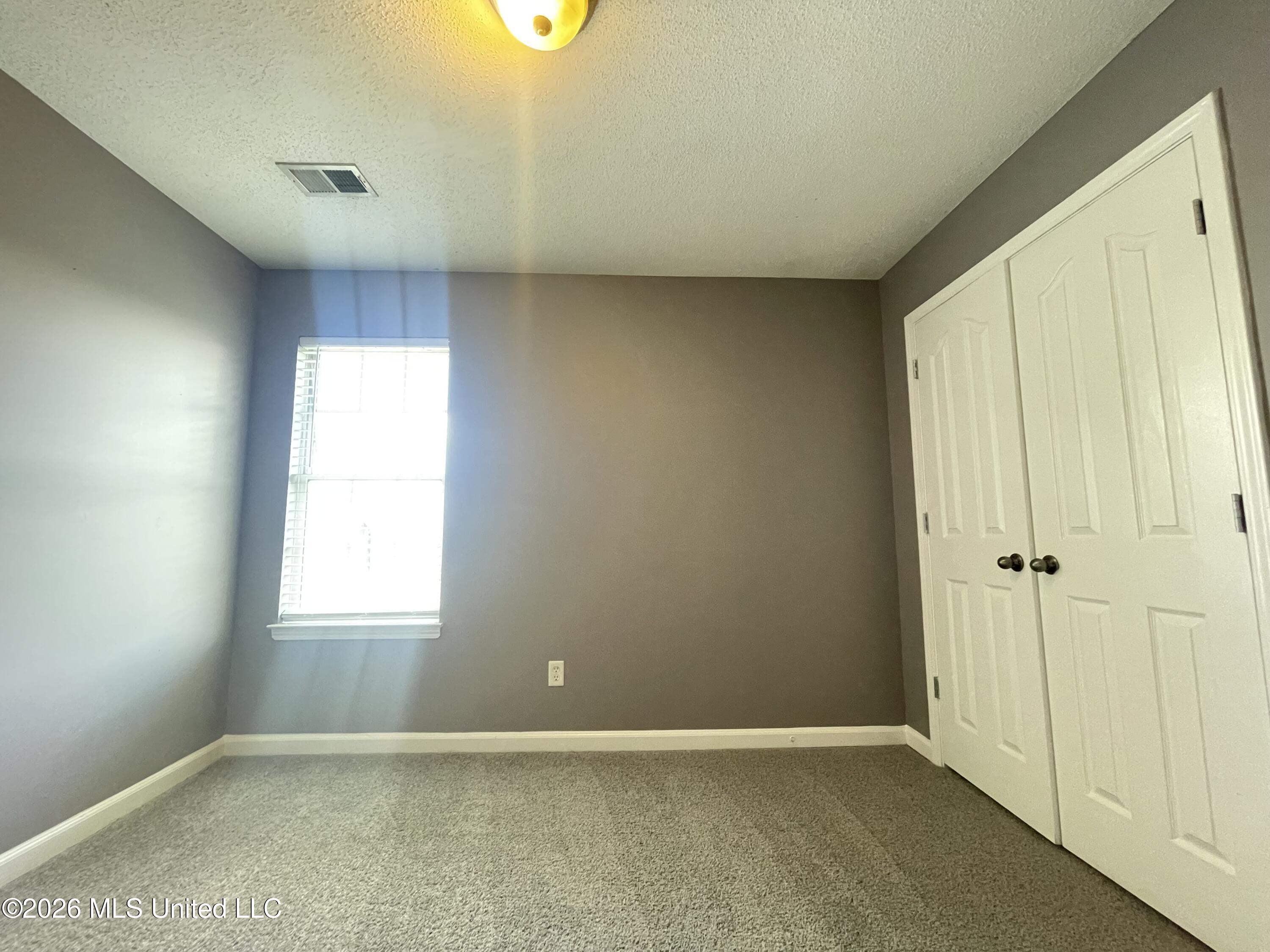 3815 Conrail Circle Property Photo 9