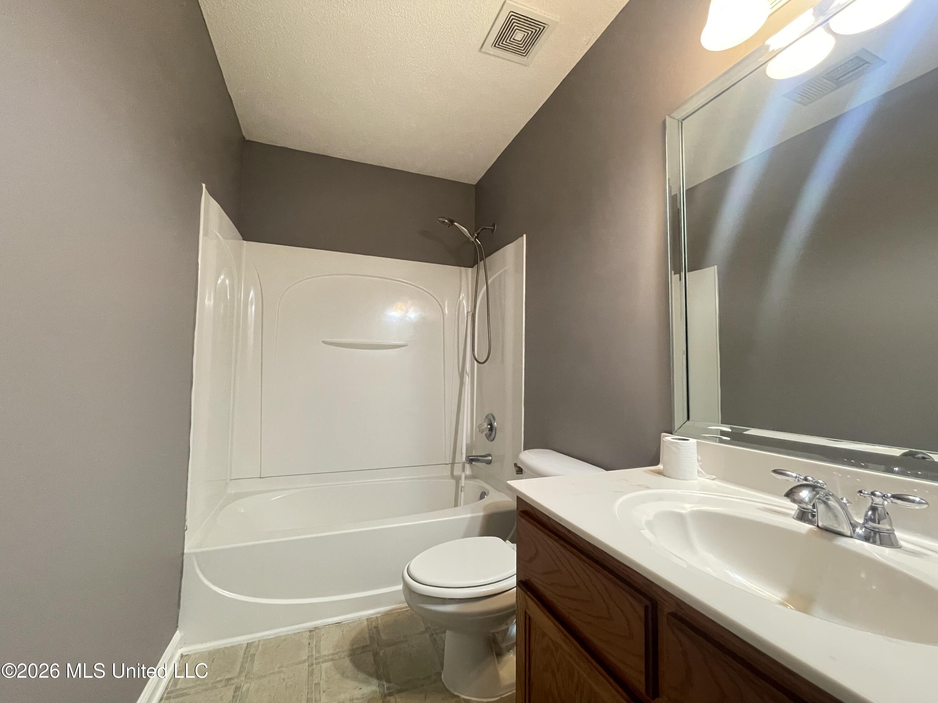 3815 Conrail Circle Property Photo 10