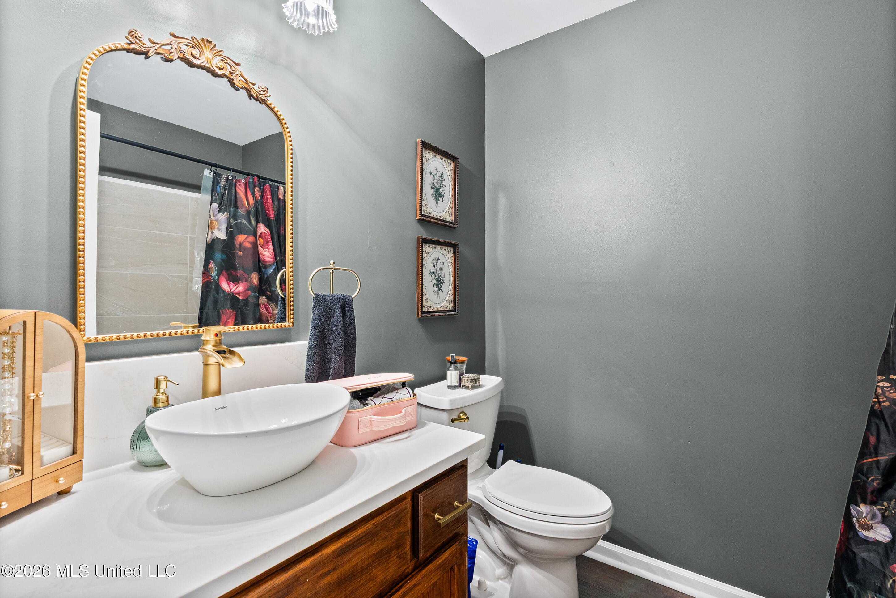 203 Lanelle Cove Property Photo 13