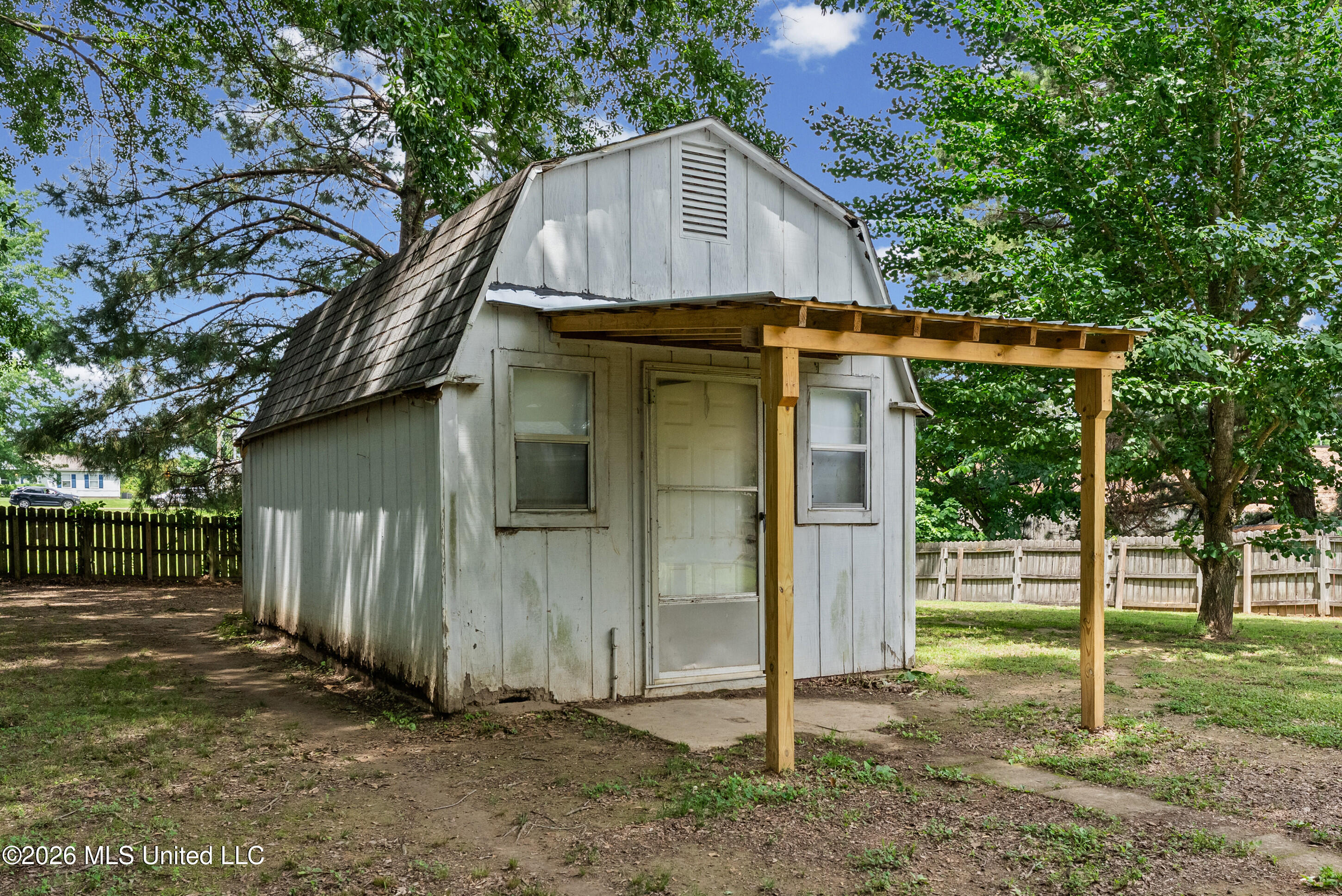 203 Lanelle Cove Property Photo 22
