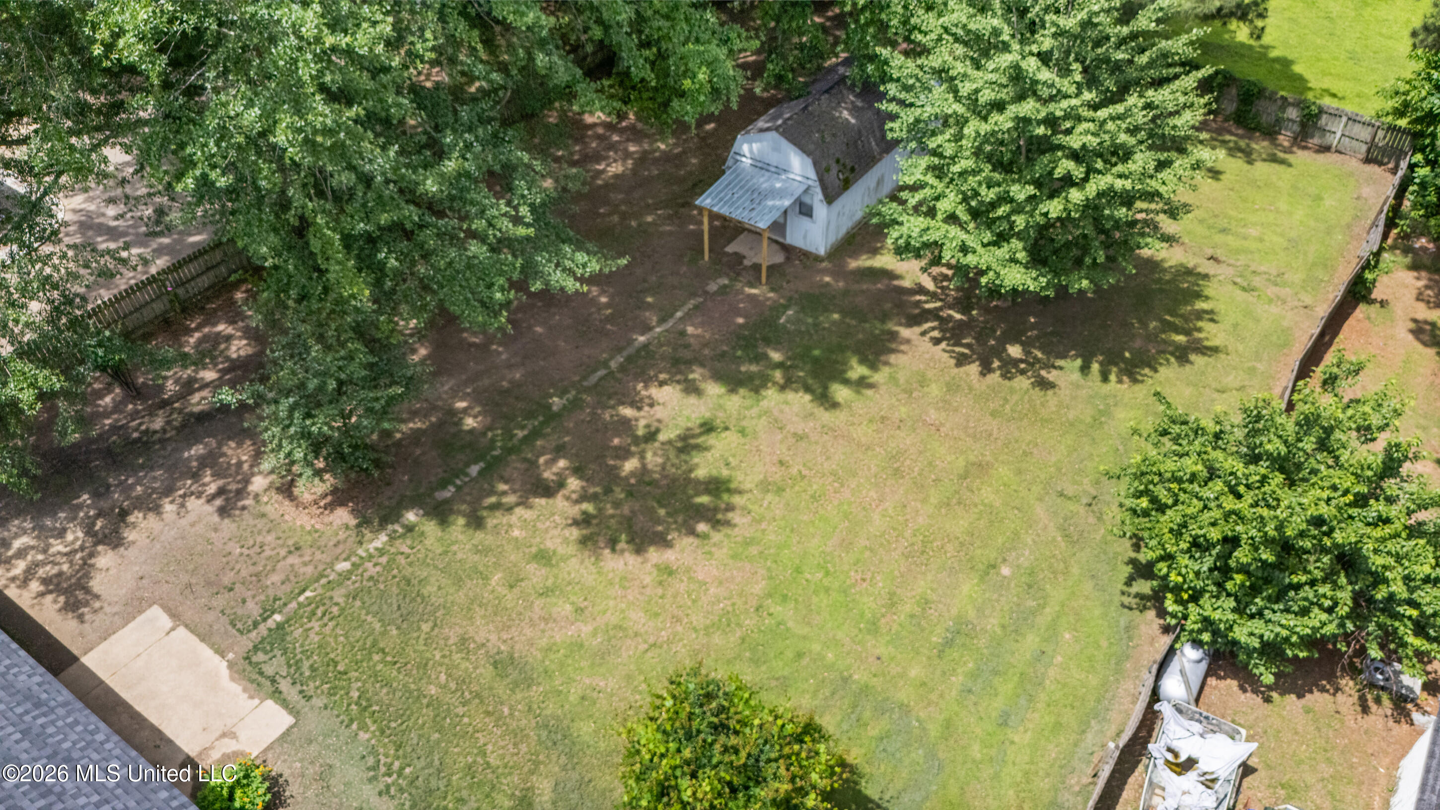 203 Lanelle Cove Property Photo 24