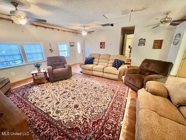1810 County Road 170 Property Photo 19
