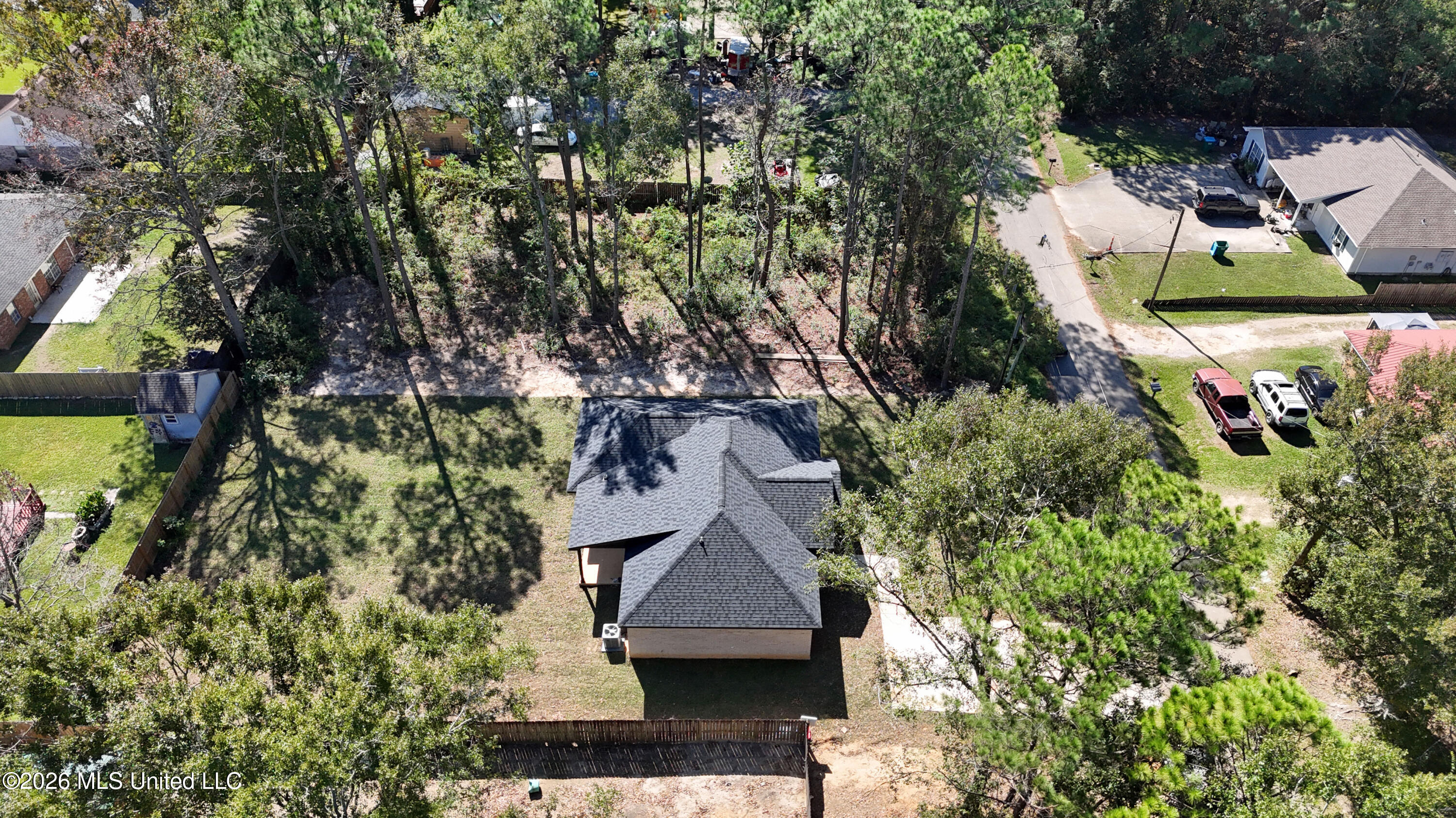 3528 Shamrock Court Property Photo 4