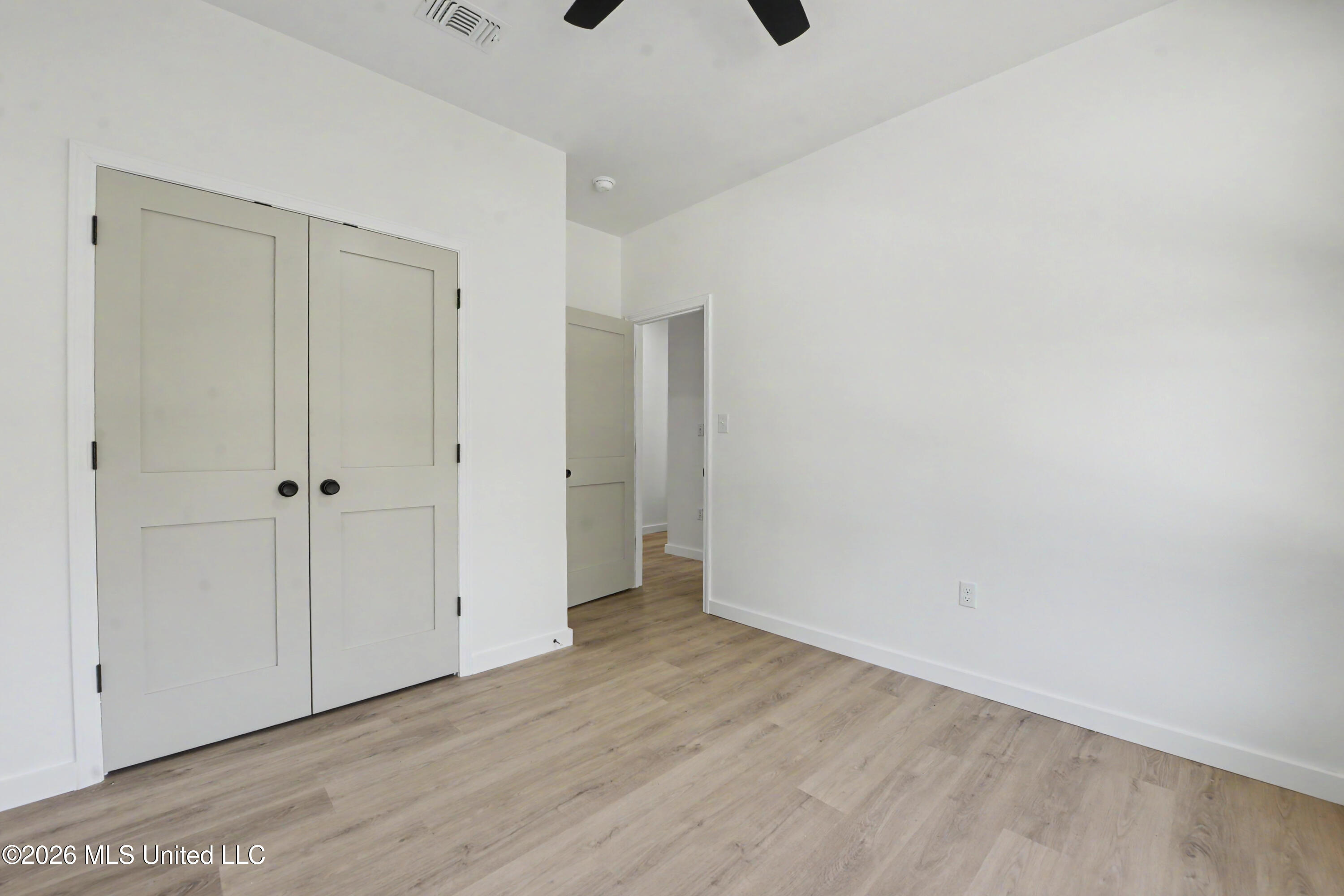 3528 Shamrock Court Property Photo 28