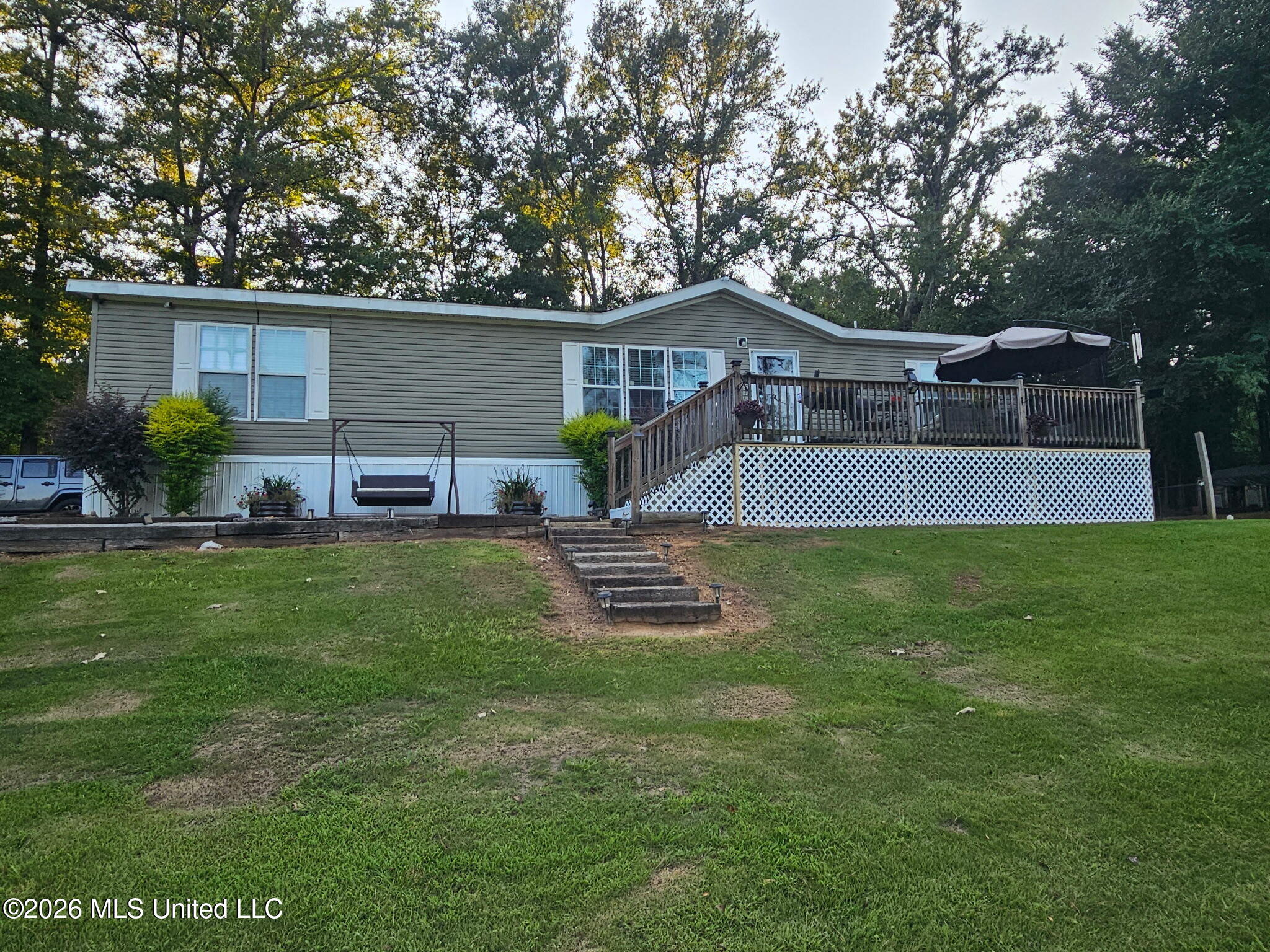 439 County Road 444 Property Photo 1