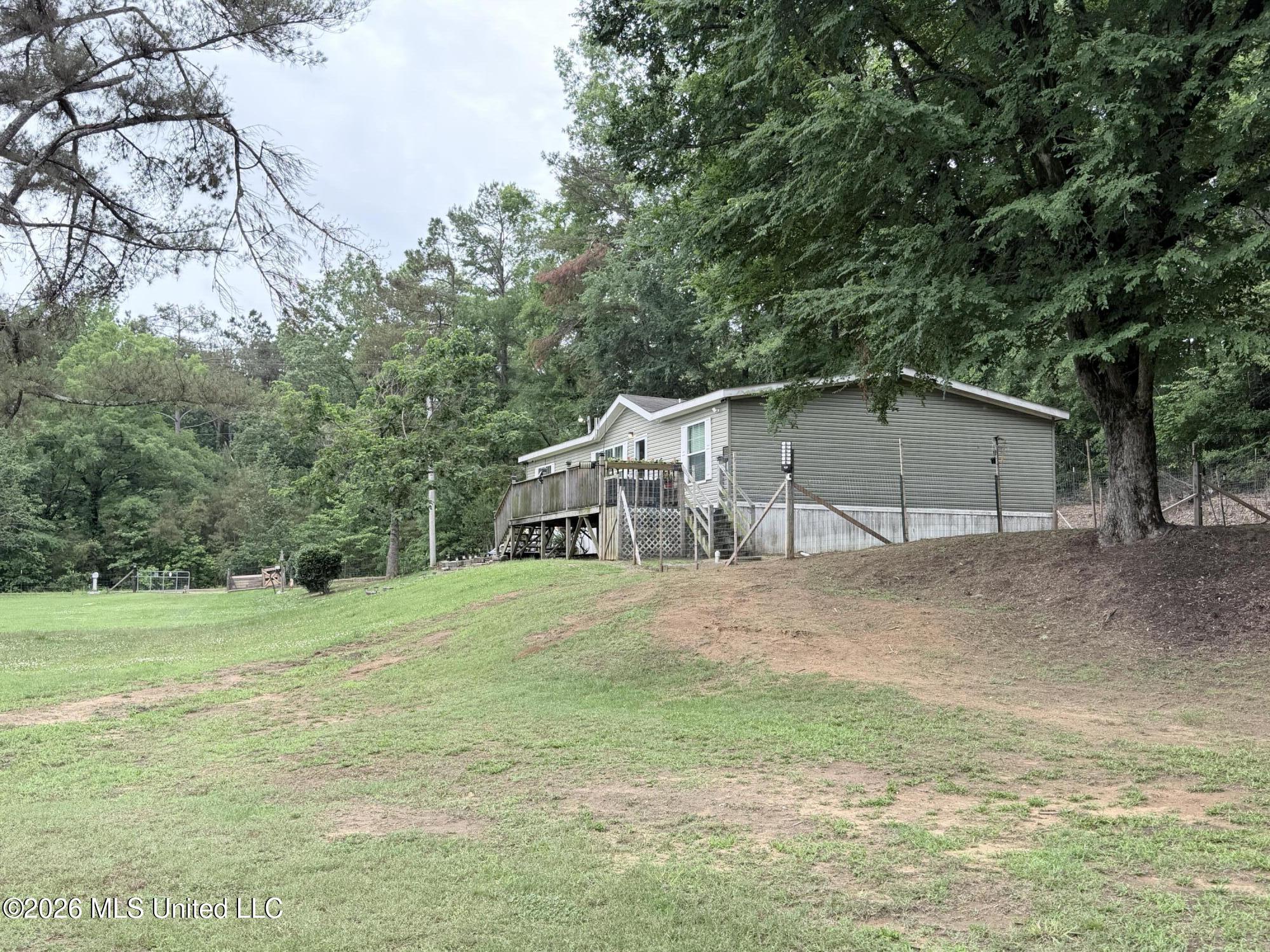 439 County Road 444 Property Photo 33