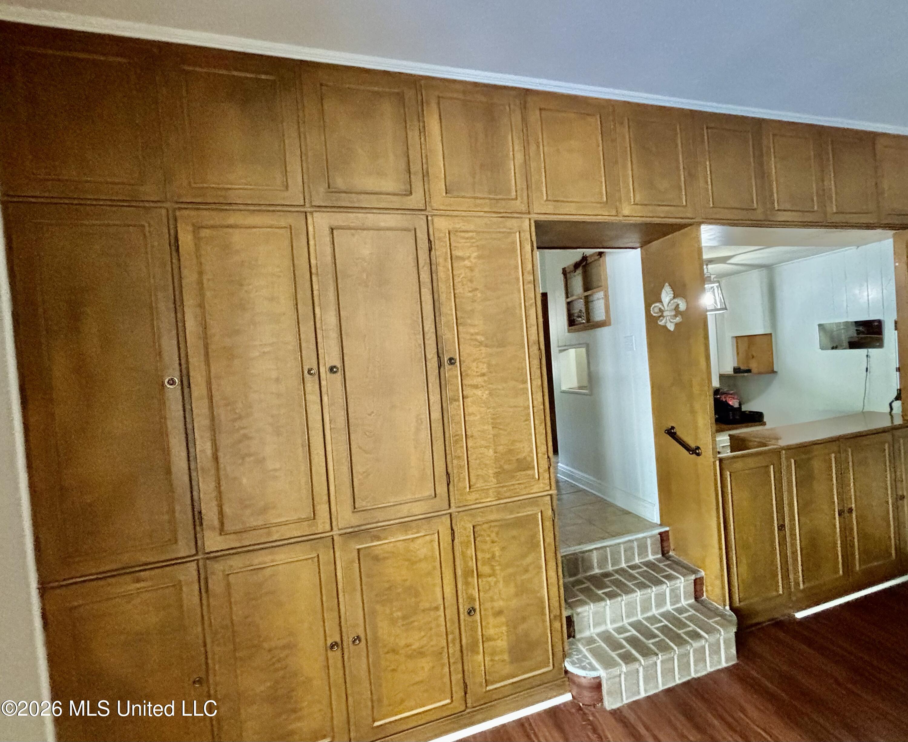 1605 Lissa Drive Property Photo 35