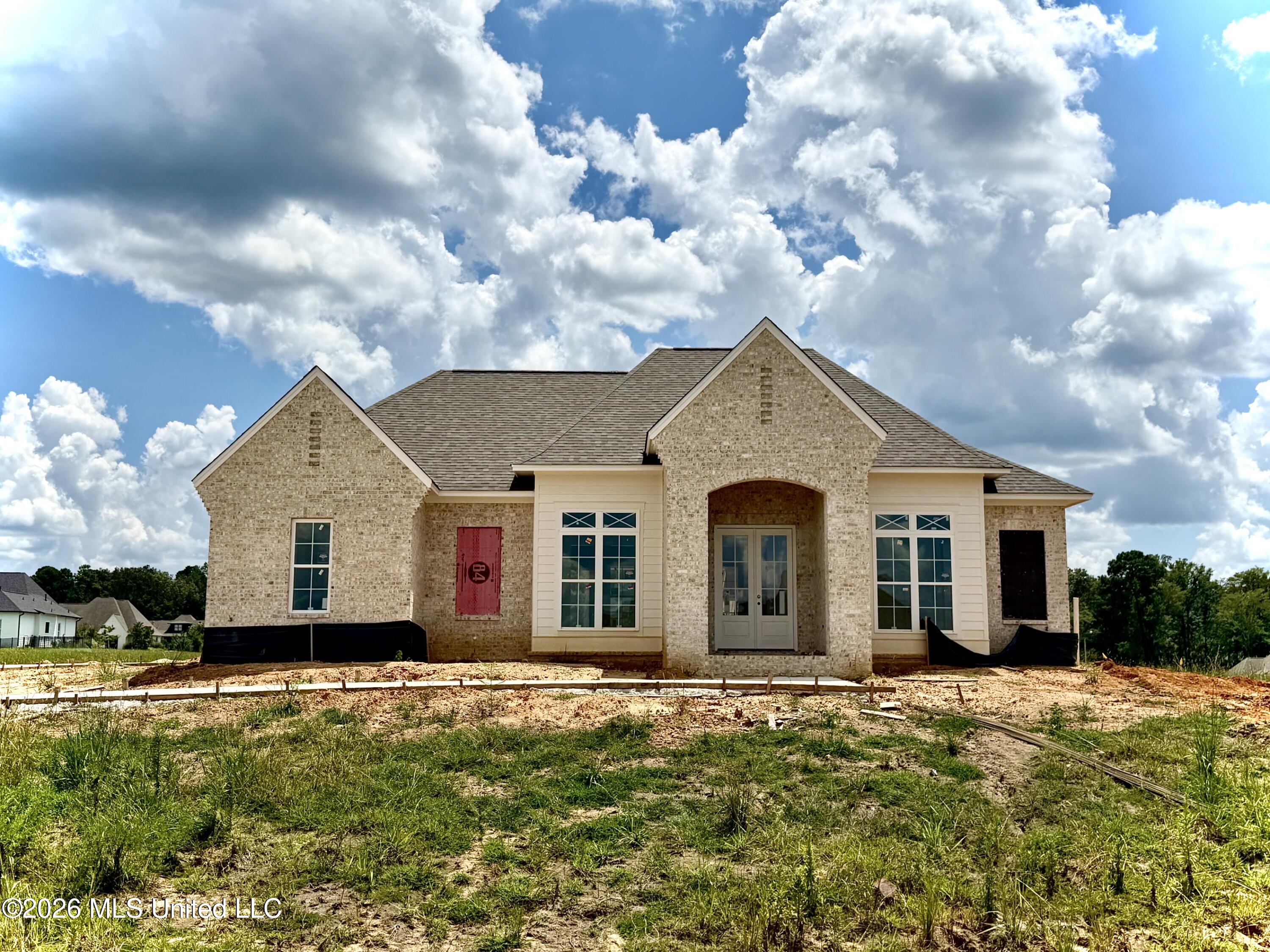 930 Mulberry Drive Property Photo 1