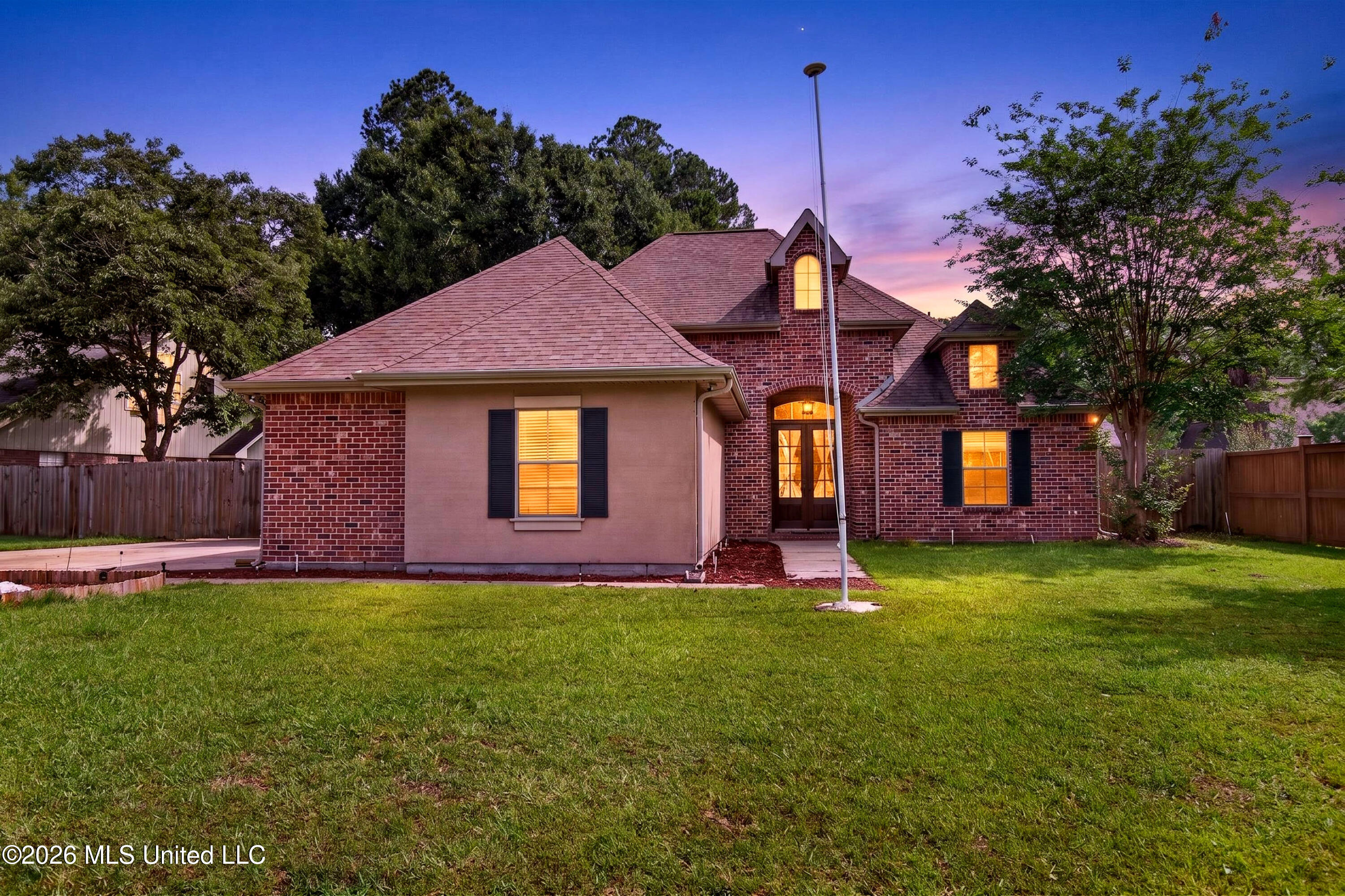 63723 N Diamondhead Drive Property Photo 1