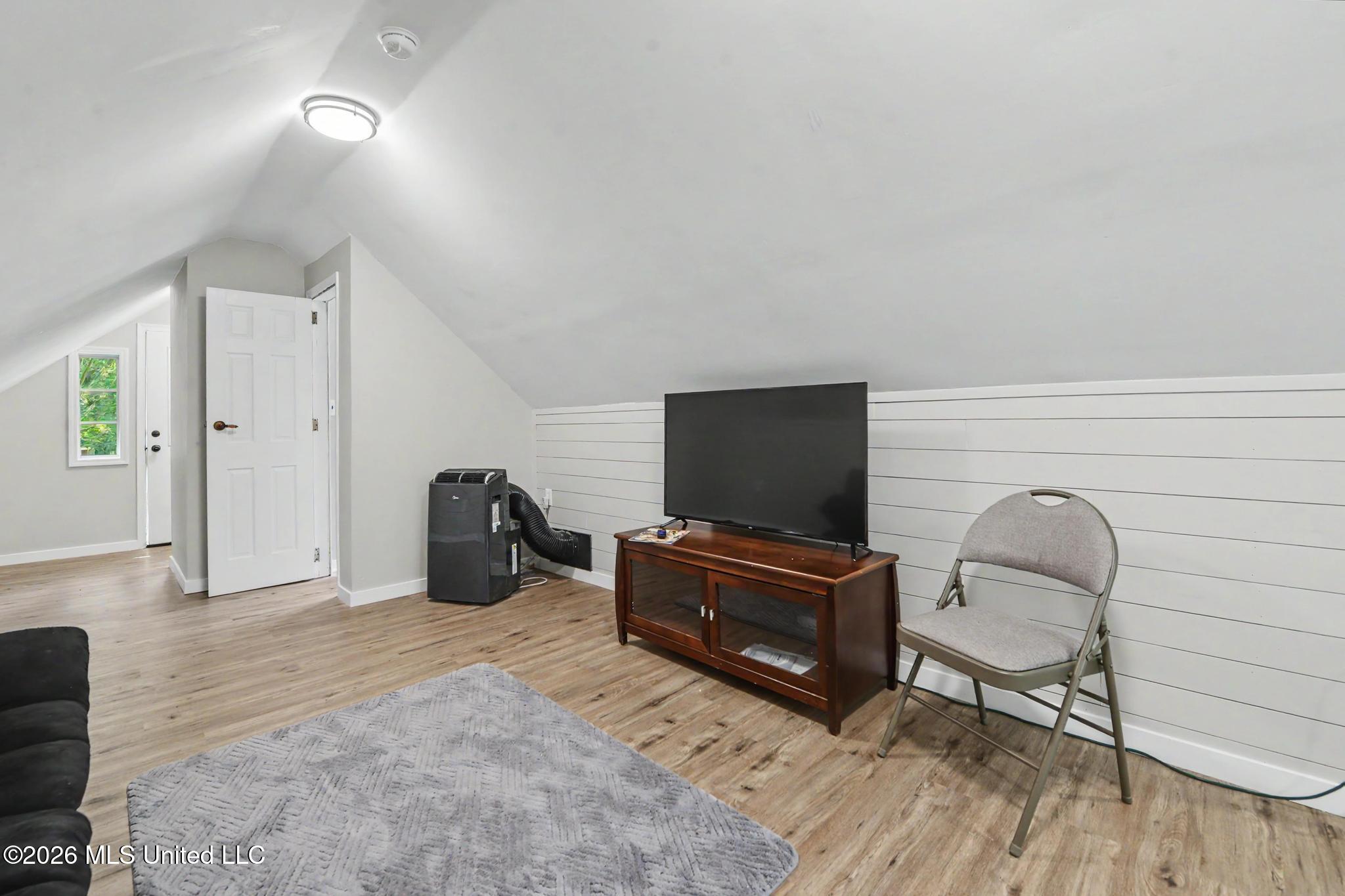 5900 Brown Road Property Photo 4