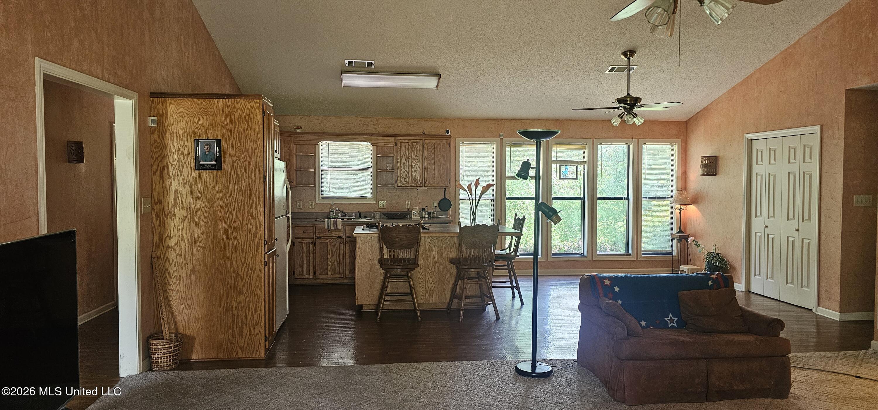 405 Chickasaw Road Property Photo 8