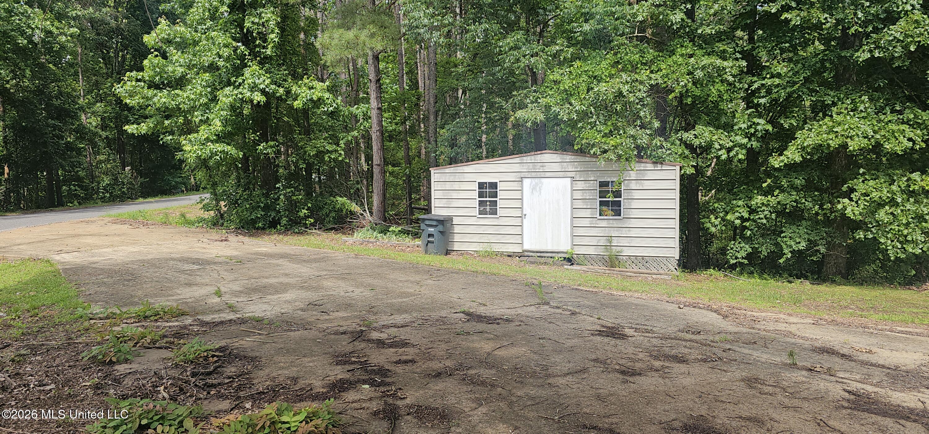 405 Chickasaw Road Property Photo 22