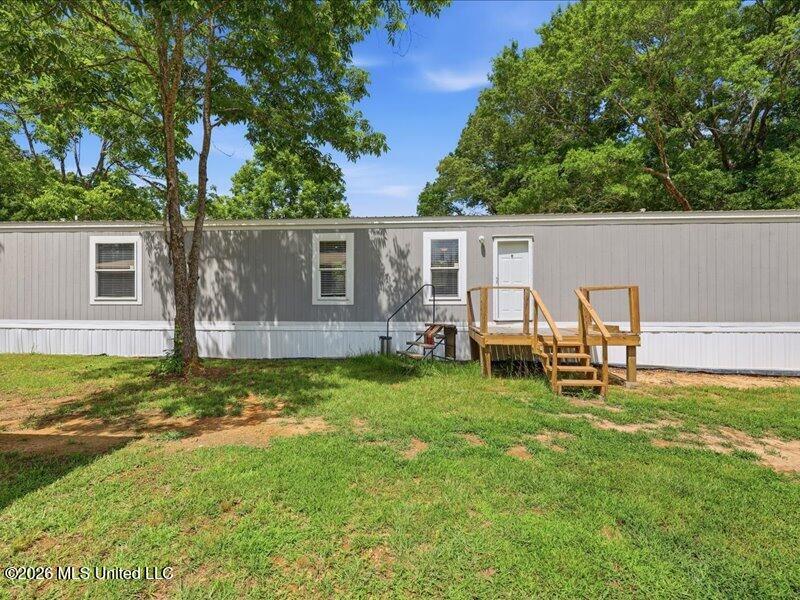 4525 N Midway Property Photo 2