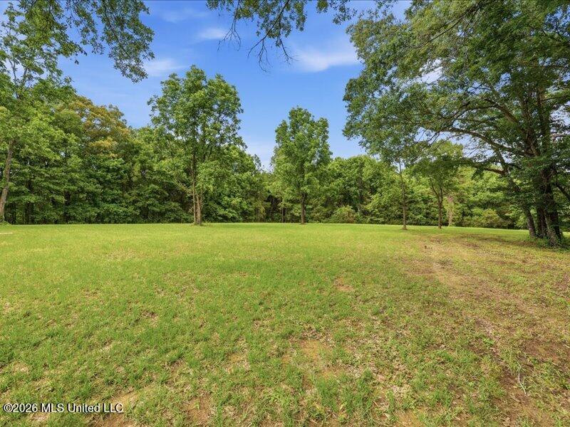 4525 N Midway Property Photo 5