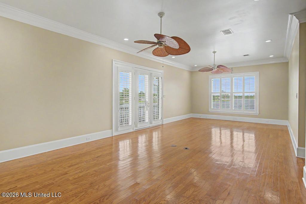19384 Leeward Cove Property Photo 26