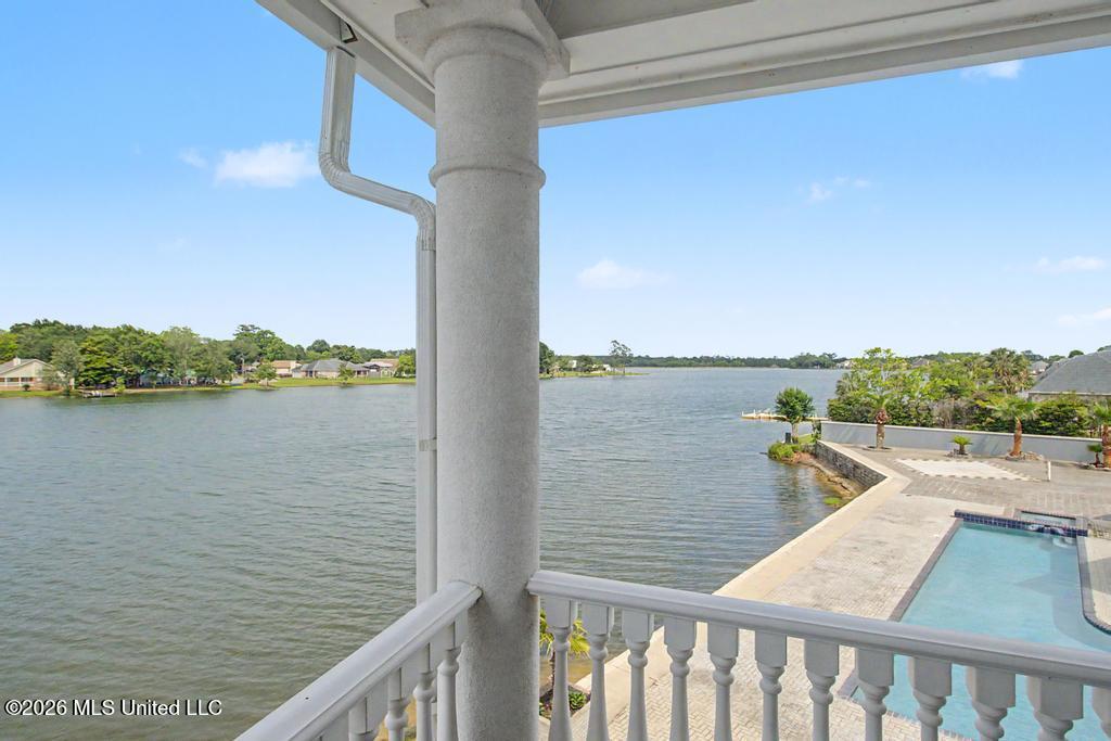 19384 Leeward Cove Property Photo 30