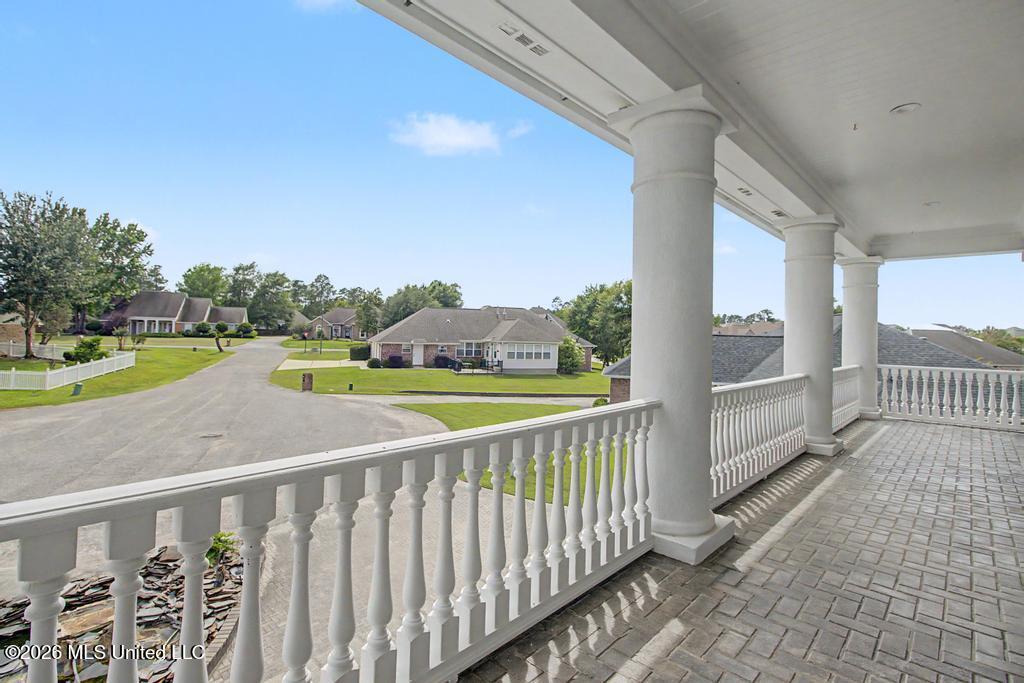 19384 Leeward Cove Property Photo 46