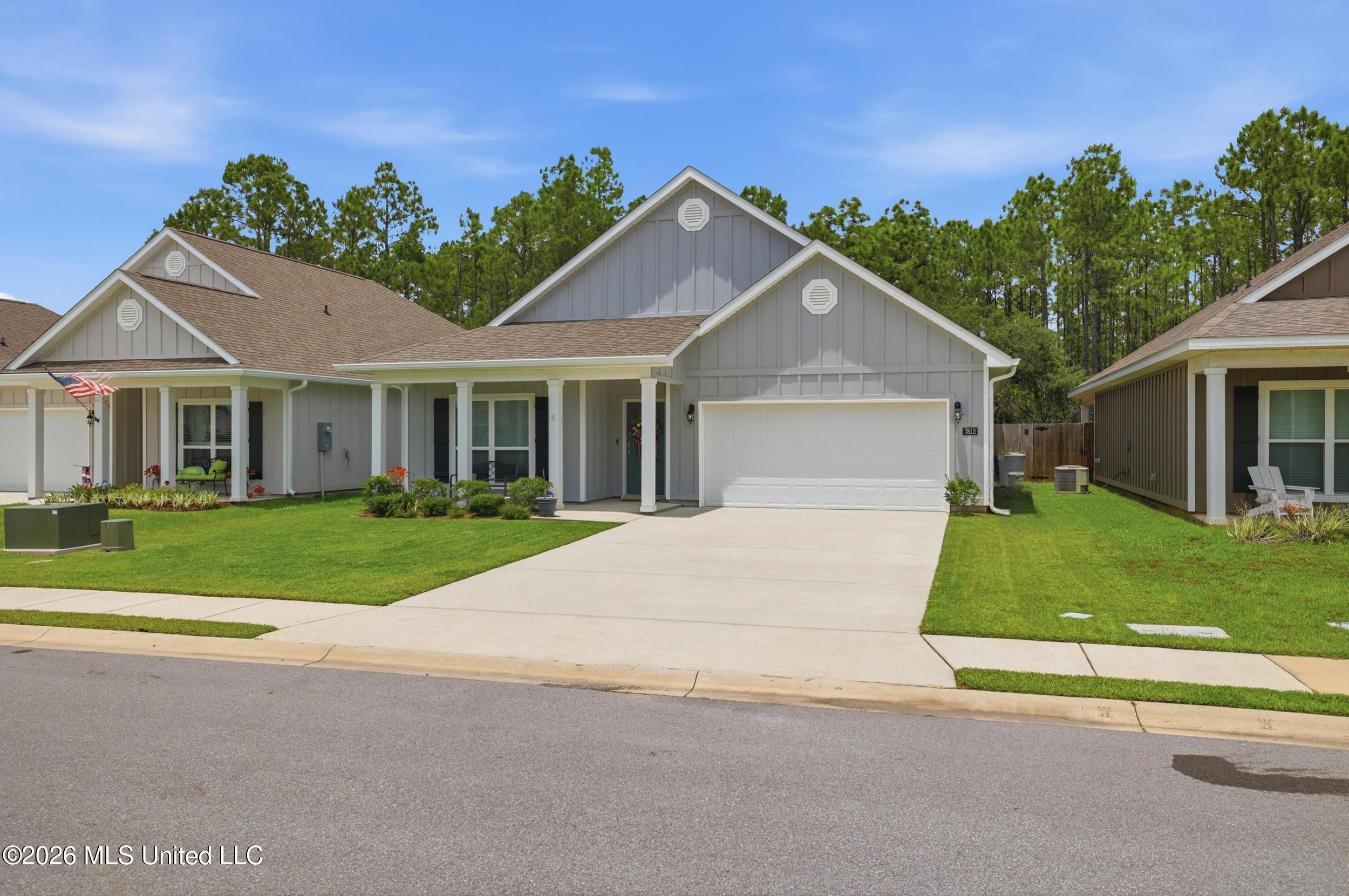 7812 Coral Lane Property Photo 2